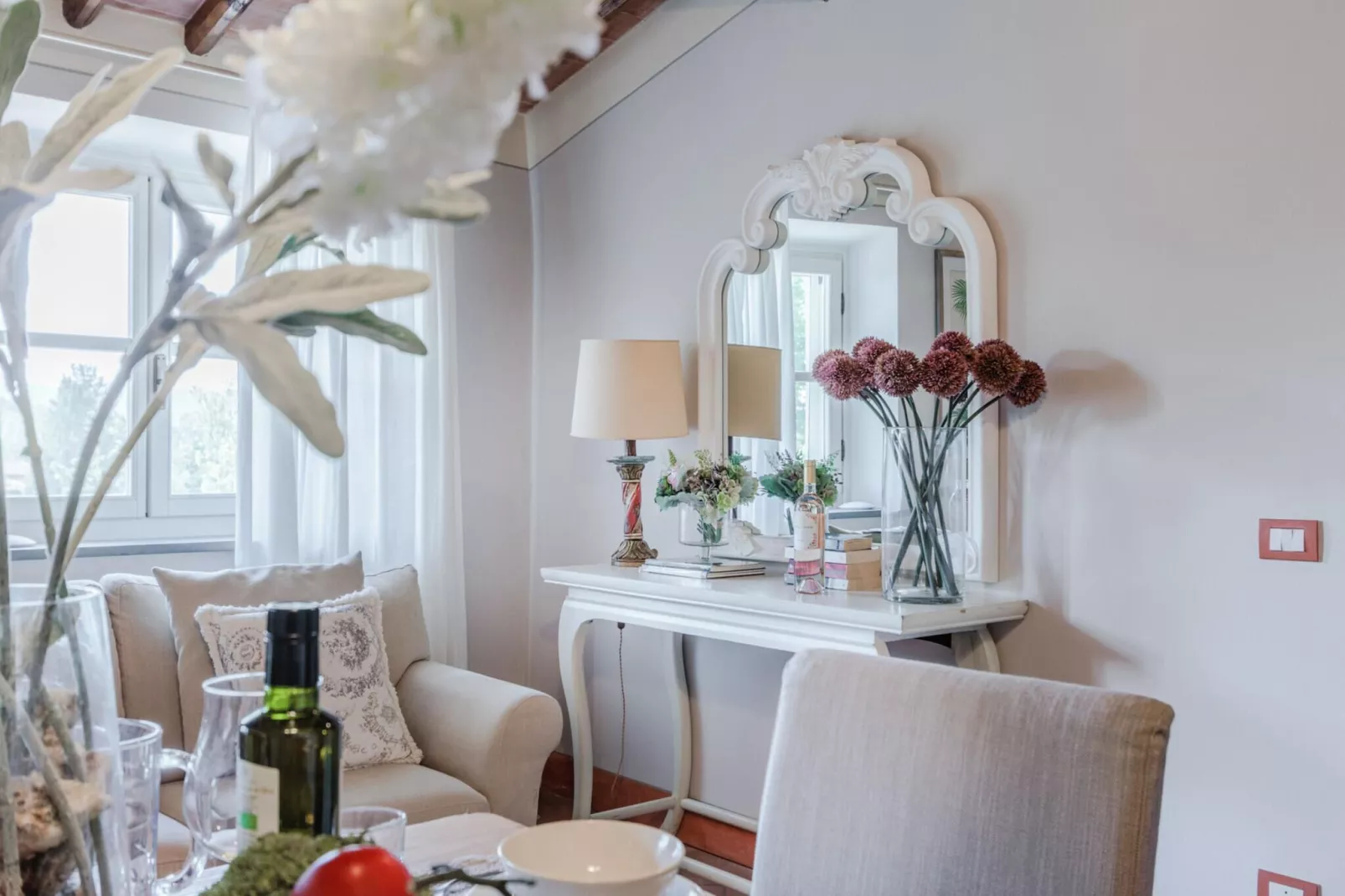 Anna Farmhouse Apartment in Wine Resort in Lucca - Eetkamer
