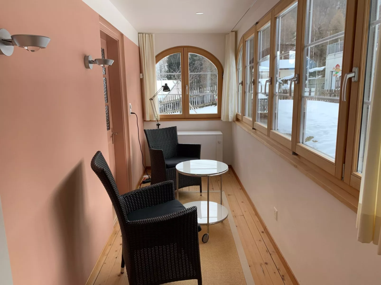 Charmantes Alpen-Appartement in Conters, (Conters), - Buiten