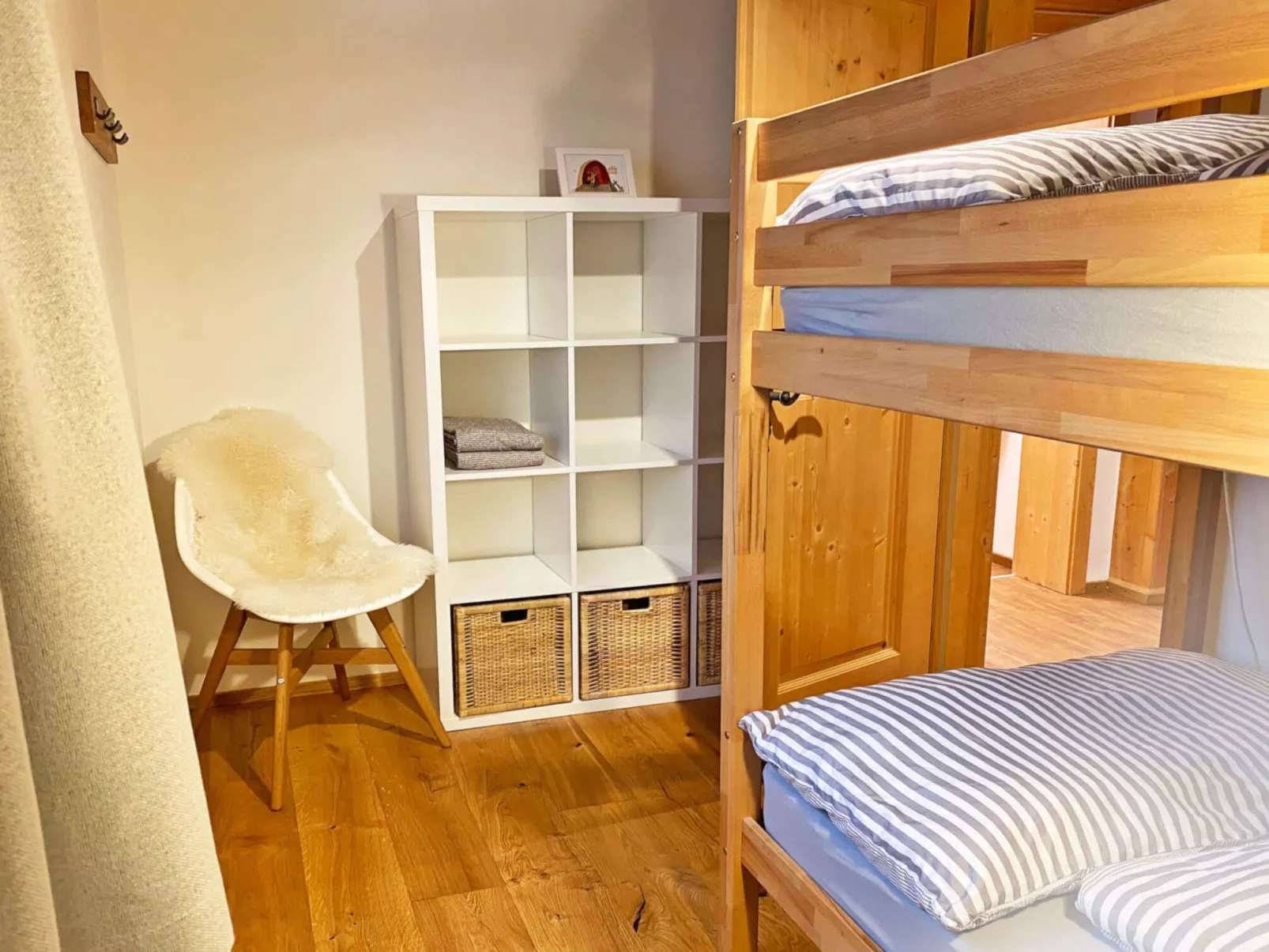 Casa Radieni, Flond, (Flond), 37000B - Binnen