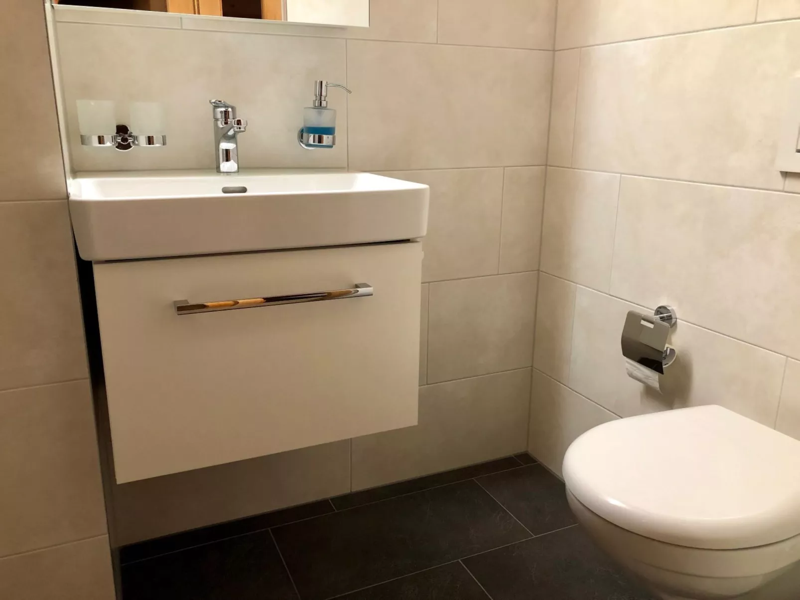 Pfister, Obersaxen-Misanenga, (Obersaxen). - Binnen