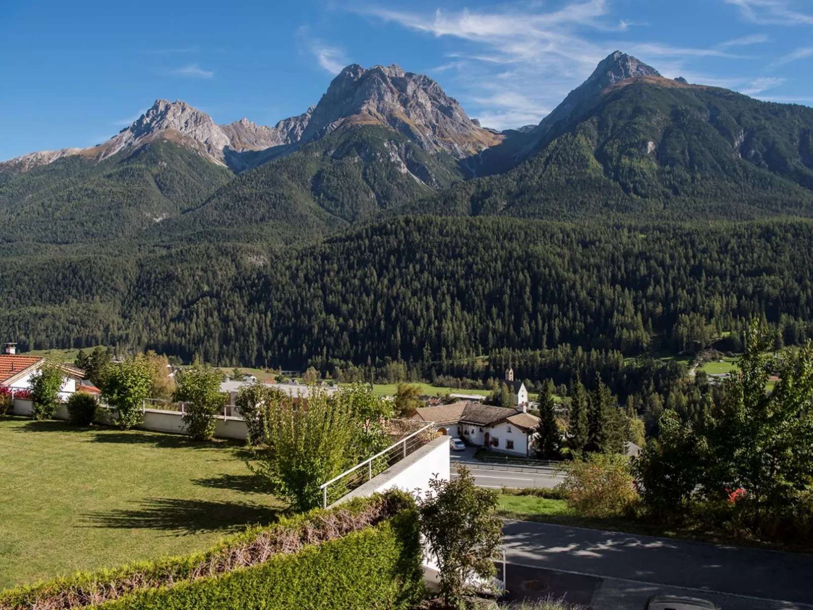 TRAFÖGL, (Scuol). - Buiten