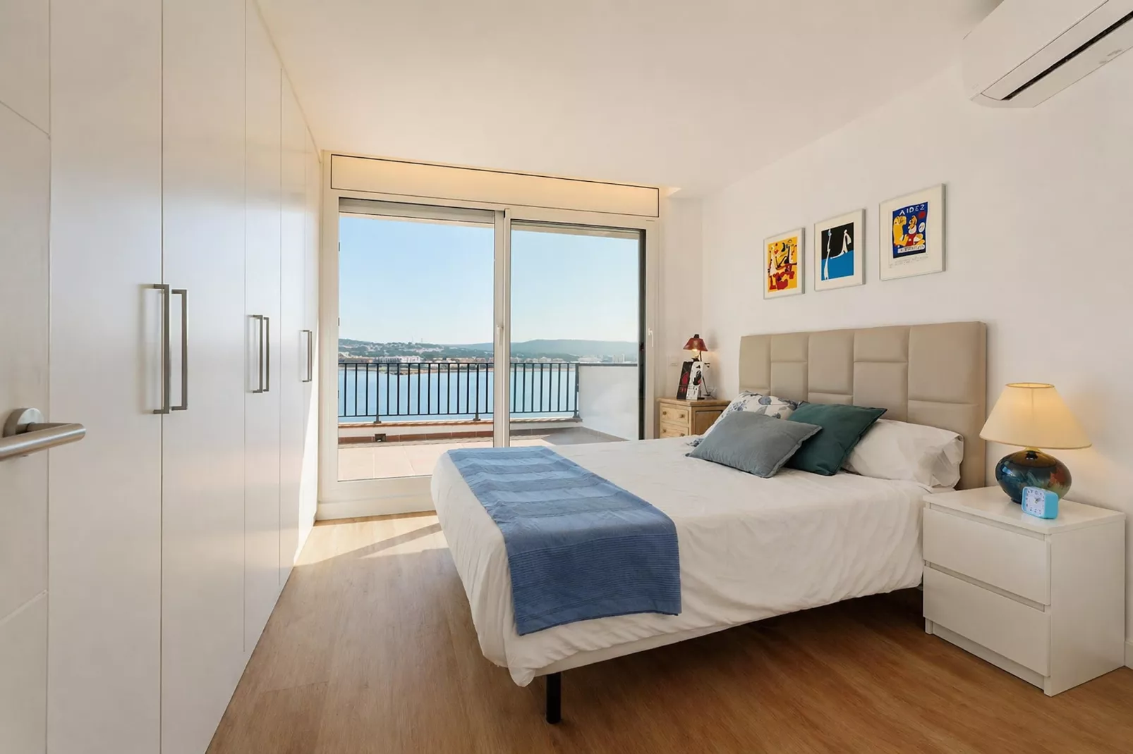 L’Escala Costa Brava Pool Duplex Apartment - Slaapkamer