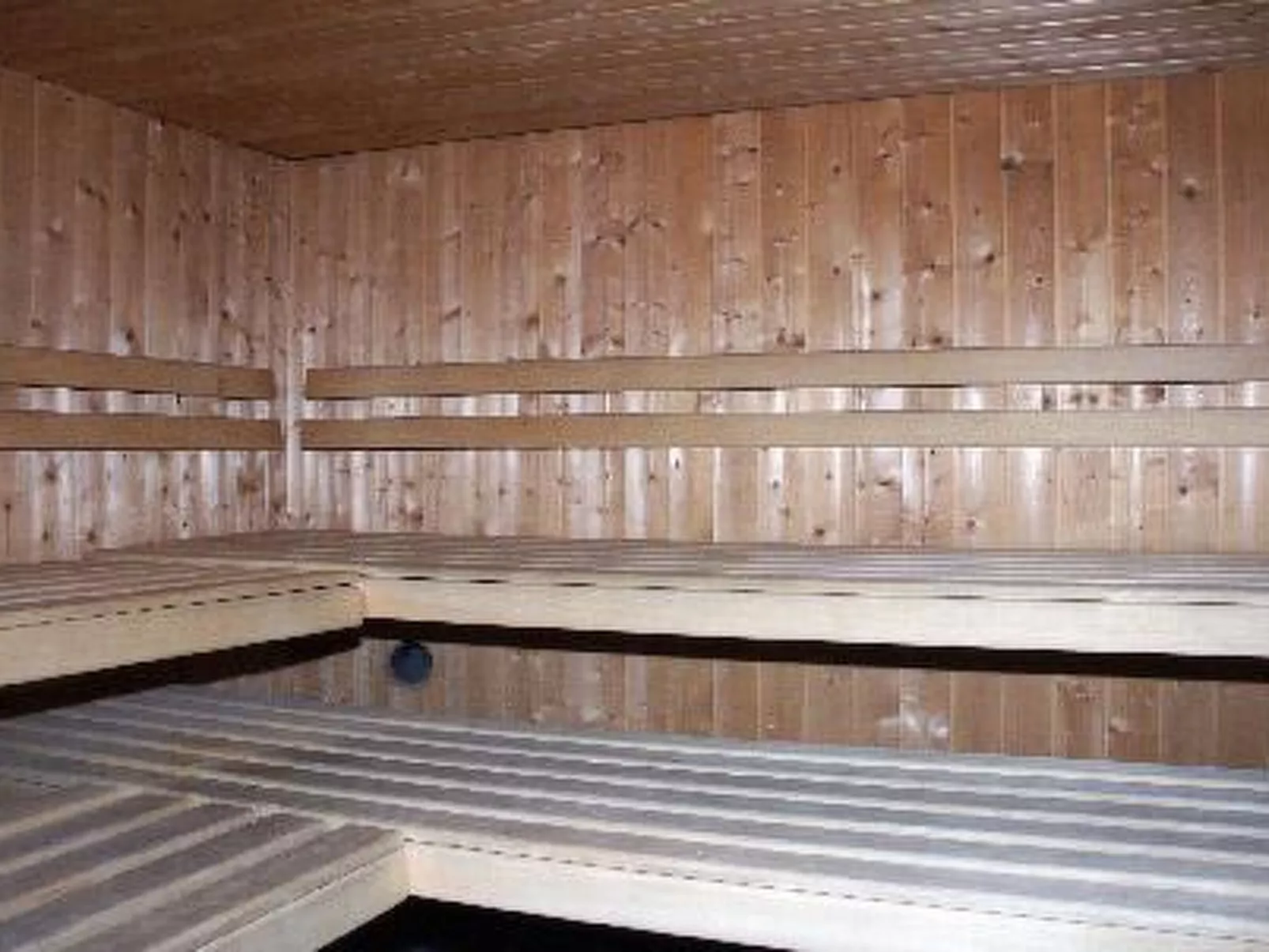 2½-Zimmerwohnung - Binnen