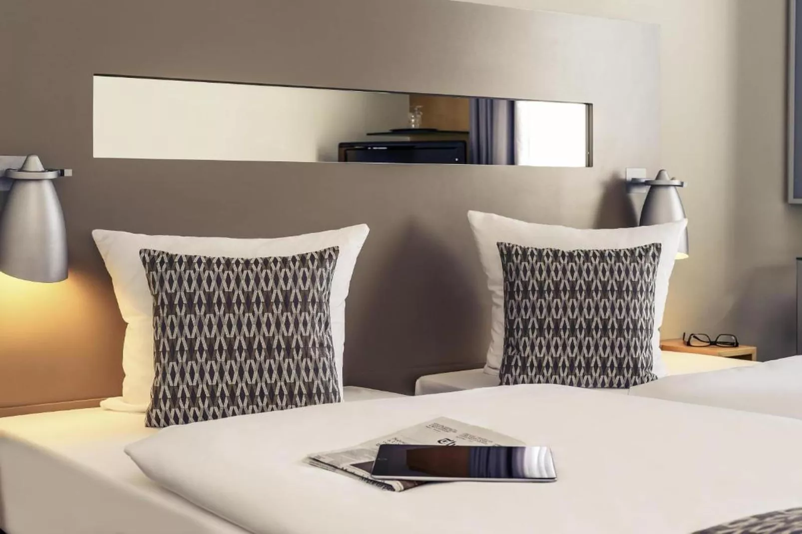 Hotel Düsseldorf - Standard Twin Room - Slaapkamer