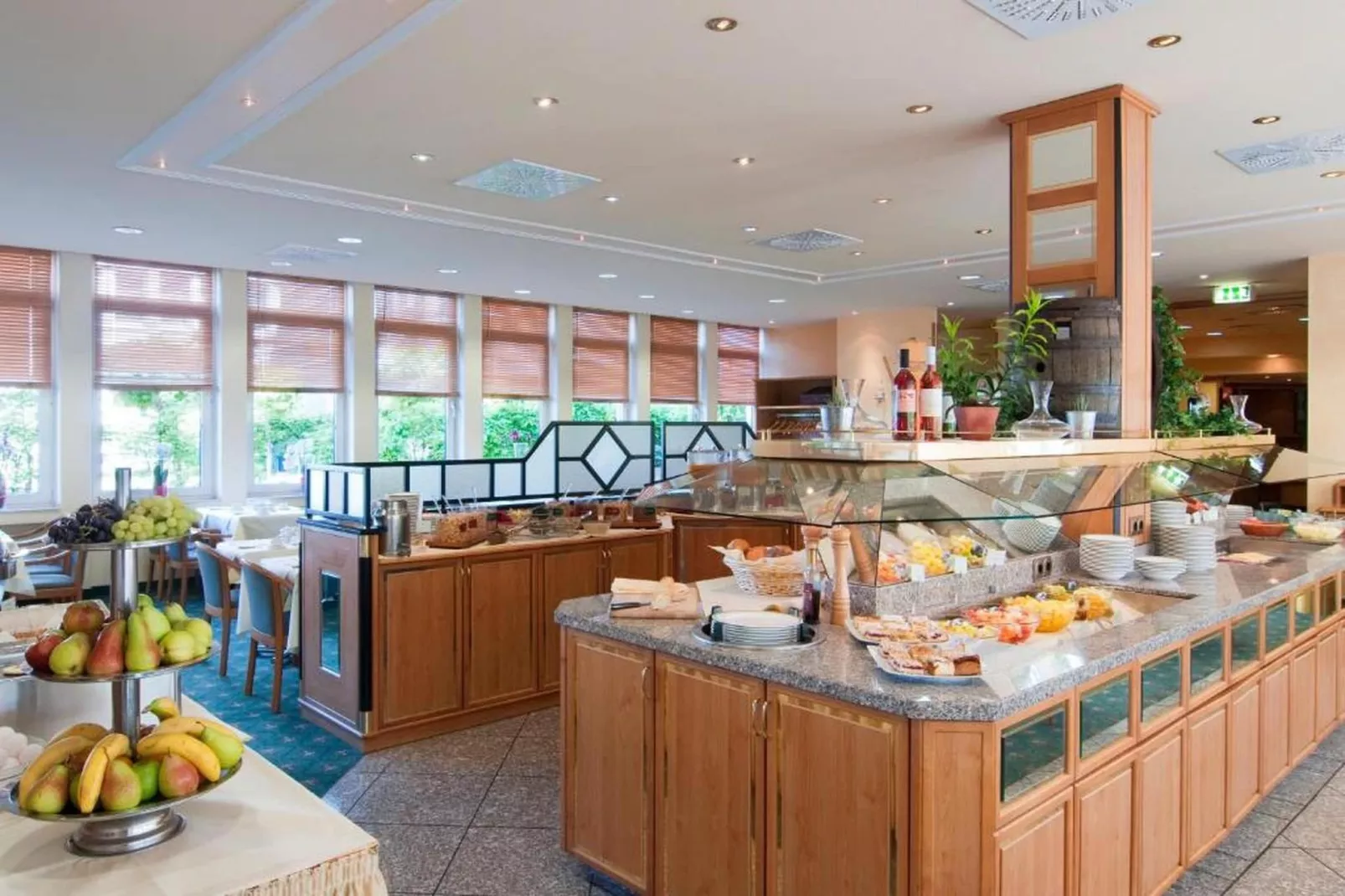 Holiday Inn Frankfurt Neu-Isenb - Deluxe Double room - Faciliteiten