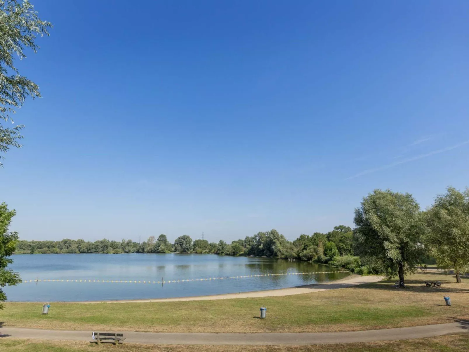Maasterp - Woonboot 2 - Buiten