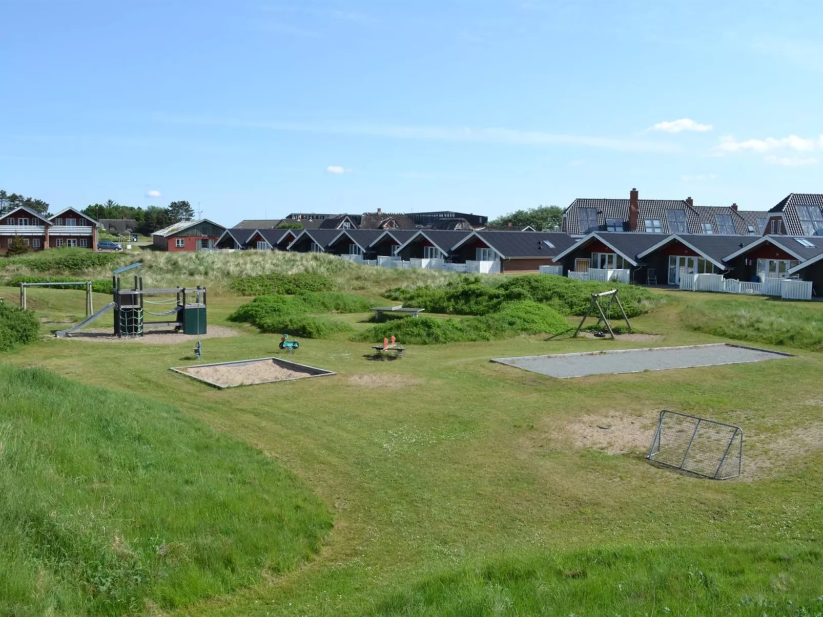 "Gertruda" - 2.3km from the sea - Buiten