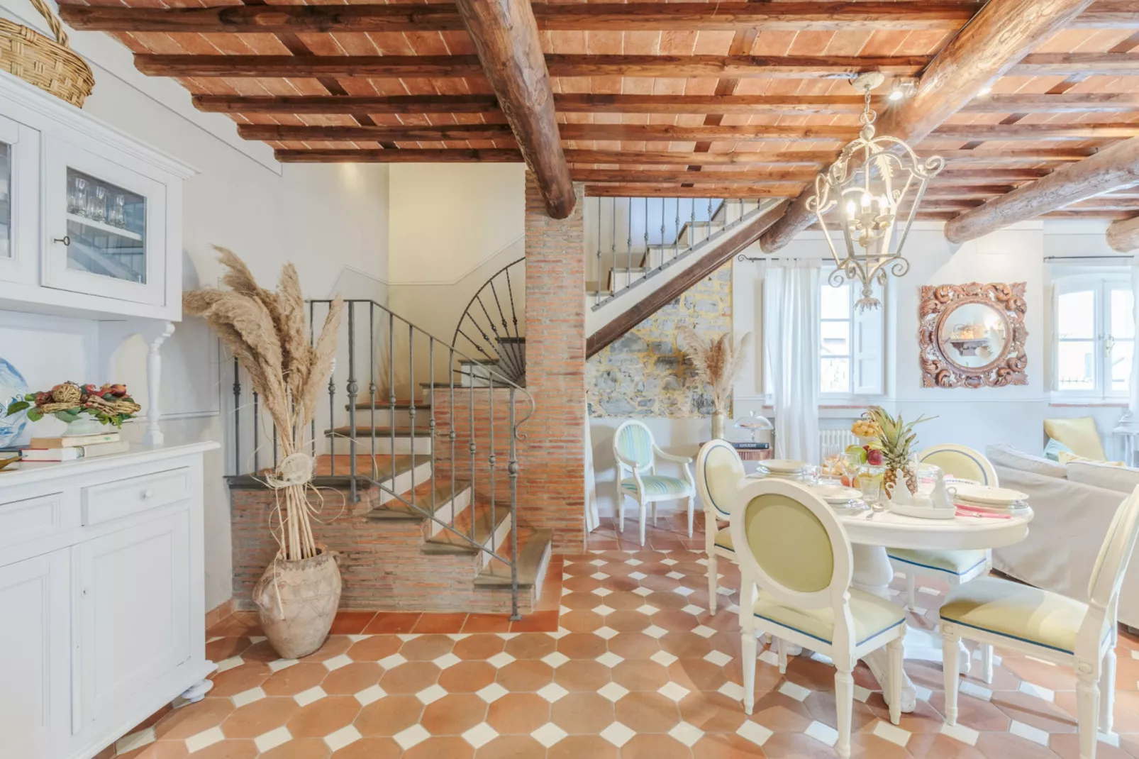 Rondini Farmhouse - Woonkamer