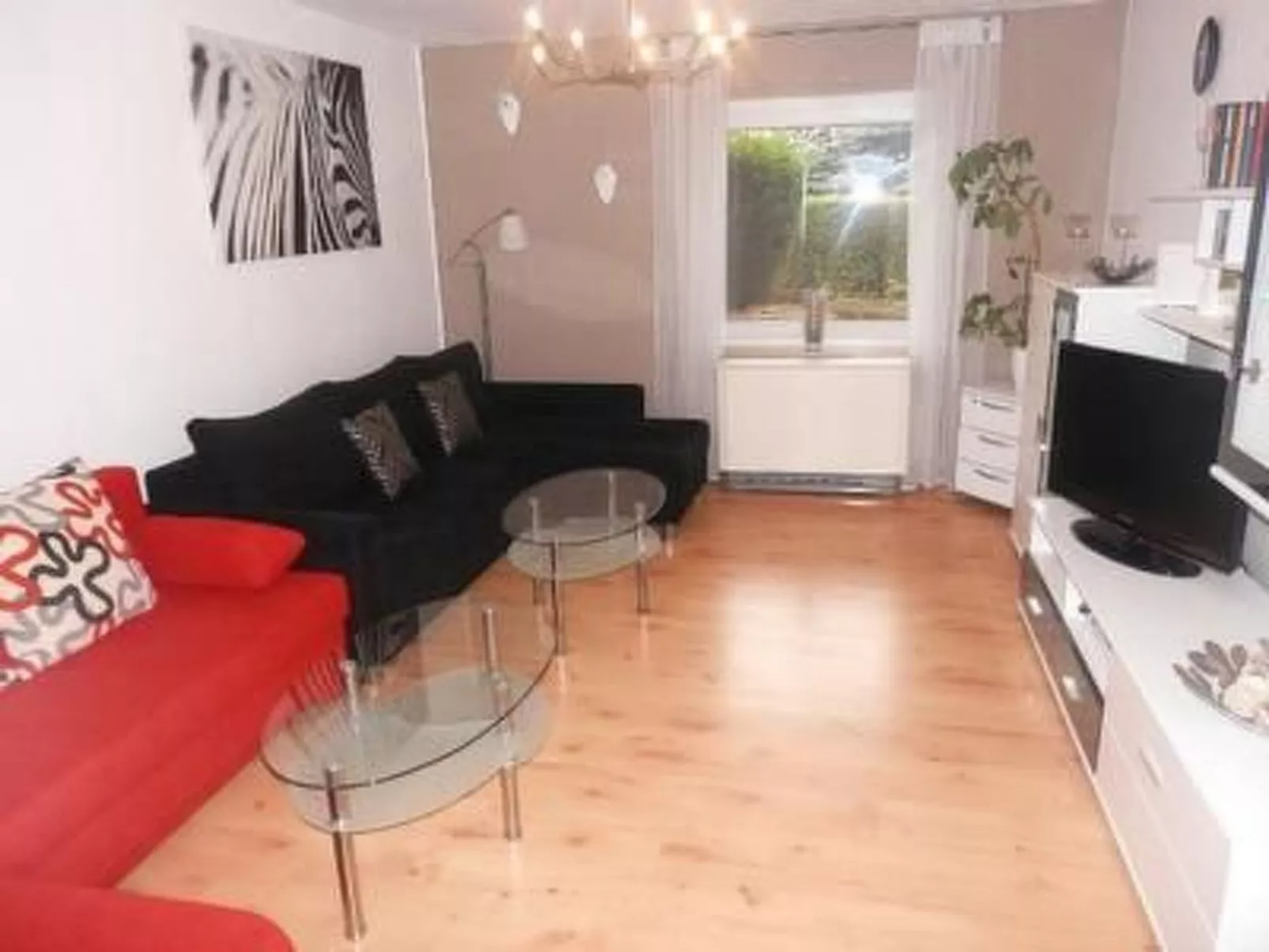 Große Wohnung in Mensfelden mit Großem Balkon - Binnen
