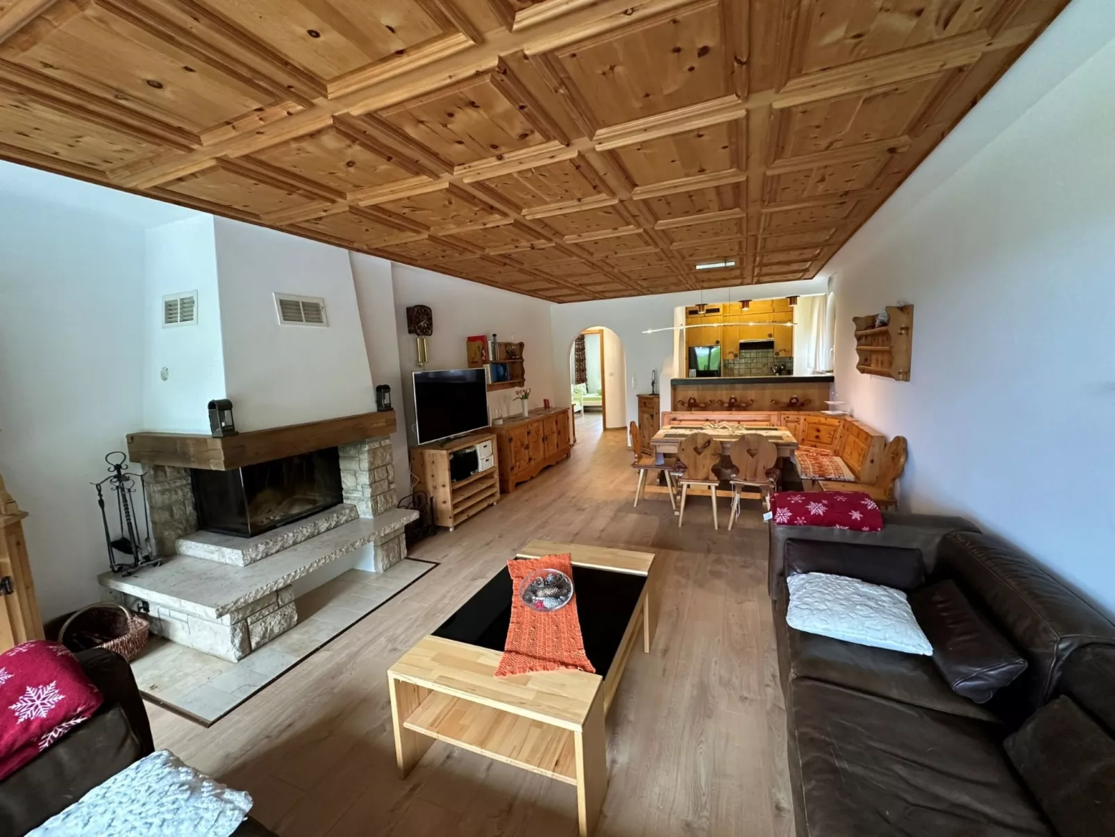 Sut Via 19, Surcuolm, (Surcuolm), 38005B - Binnen
