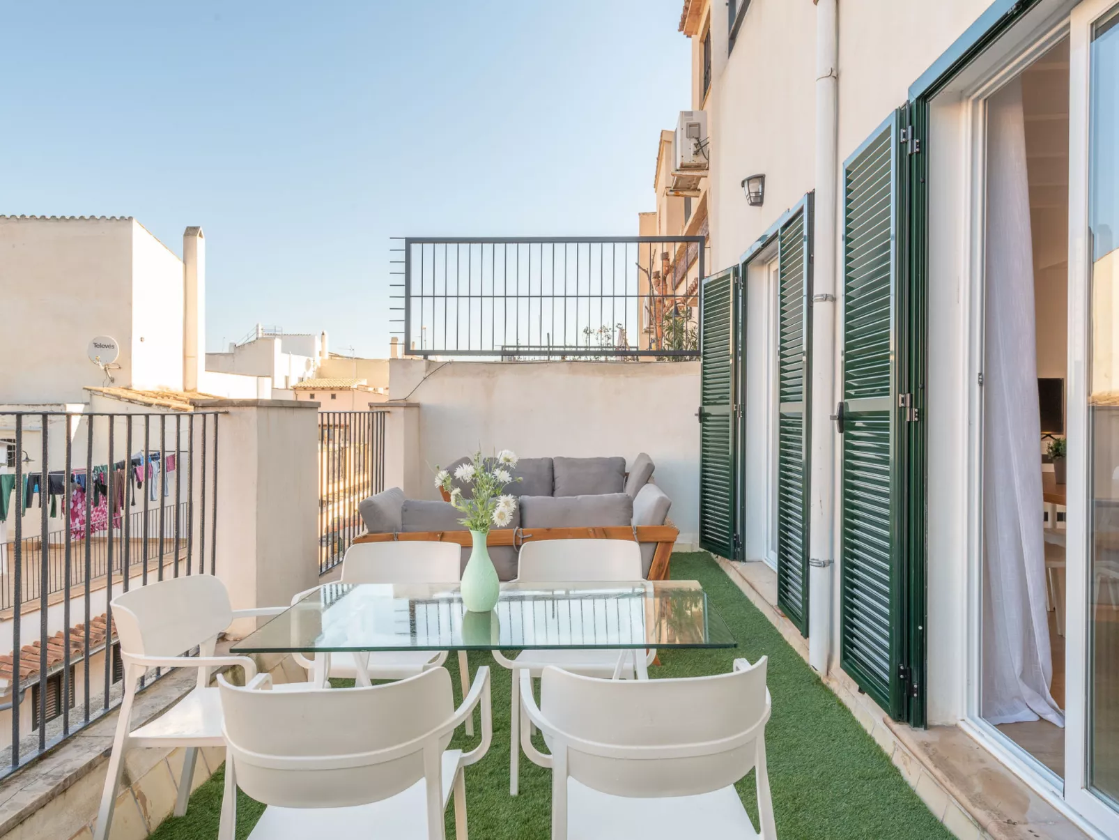 HOLIDAY PALMA TERRACE APARTMENT - Binnen