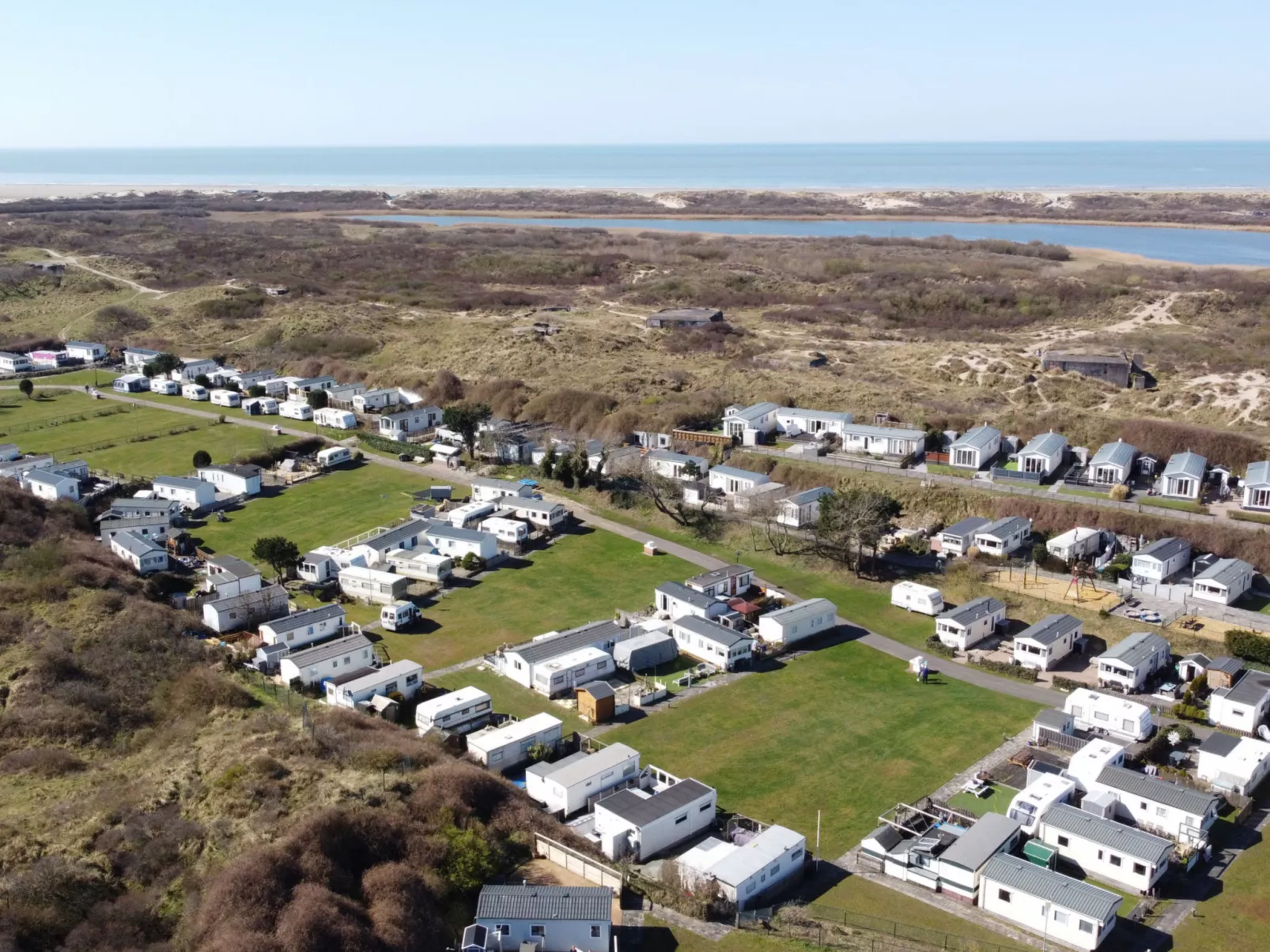 DD 46 - Camping de Duindoorn - AIRCO - Buiten