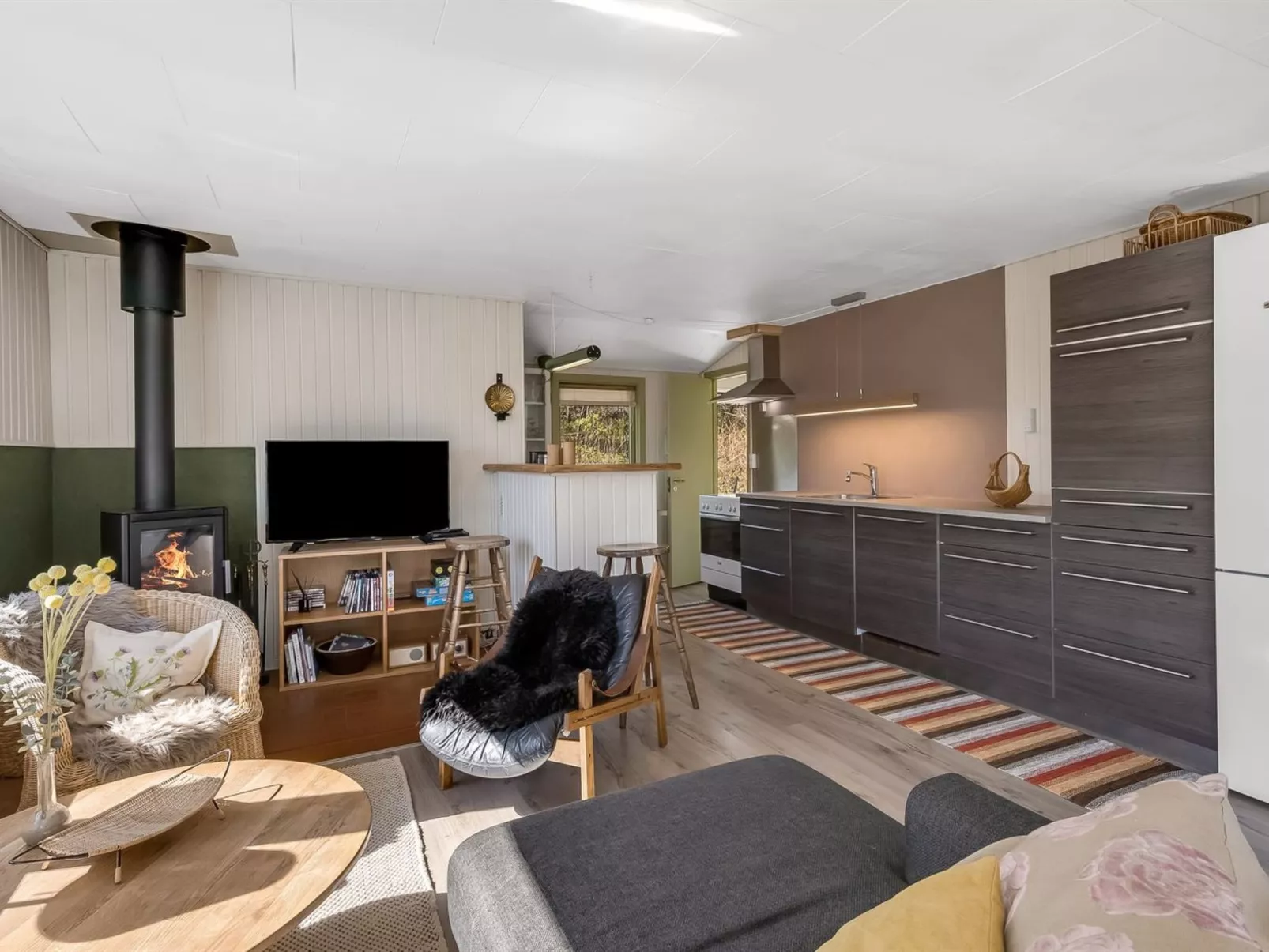 "Lovisa" - 7km from the sea - Binnen