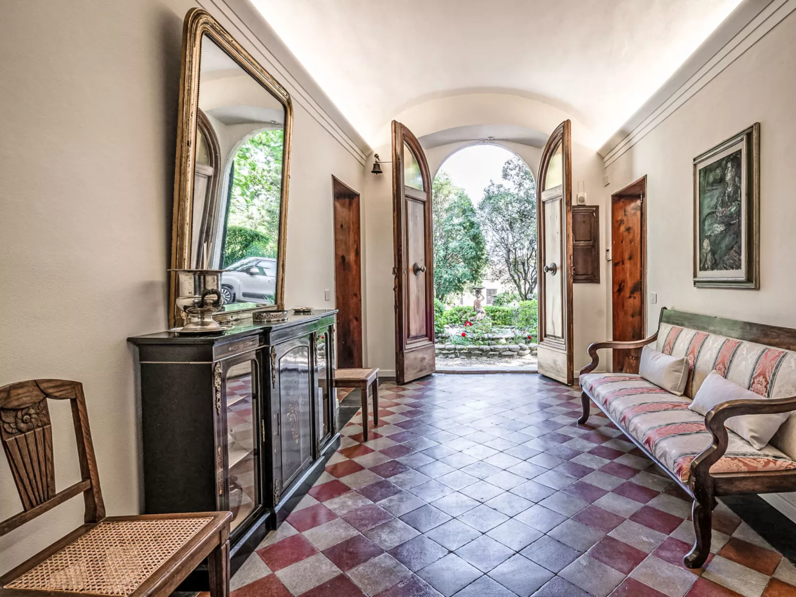 Villa mit Garten und privatem Pool - Binnen