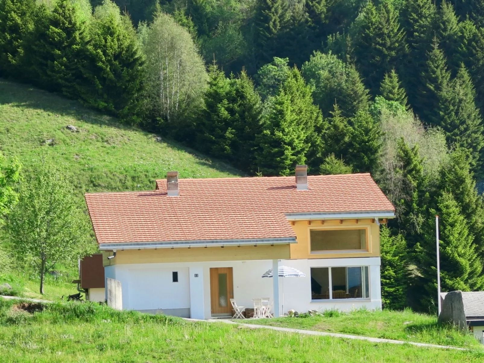 Casa Segnas/Lindt, (Segnas). - Buiten