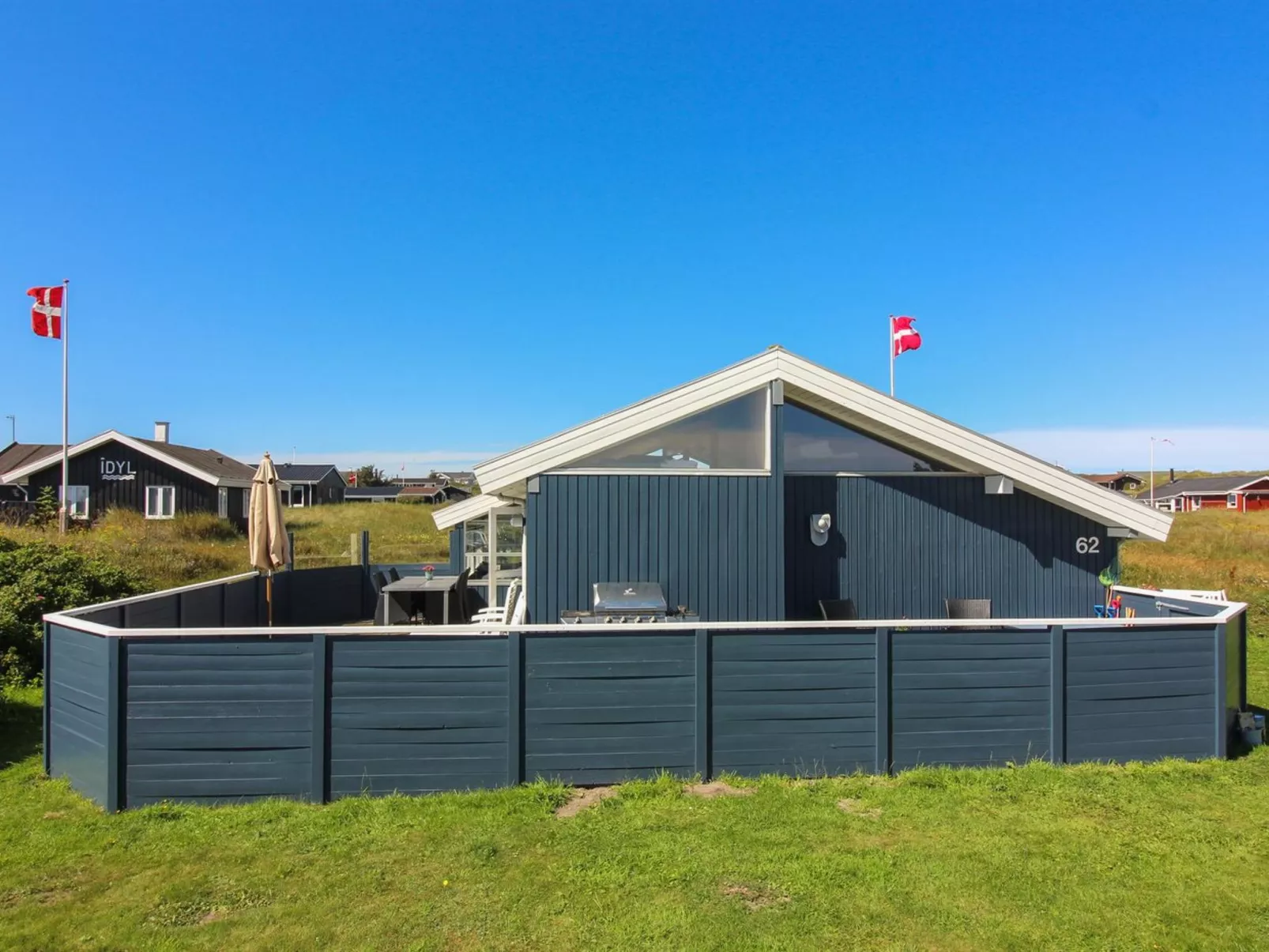 "Mitre" - 300m from the sea - Buiten