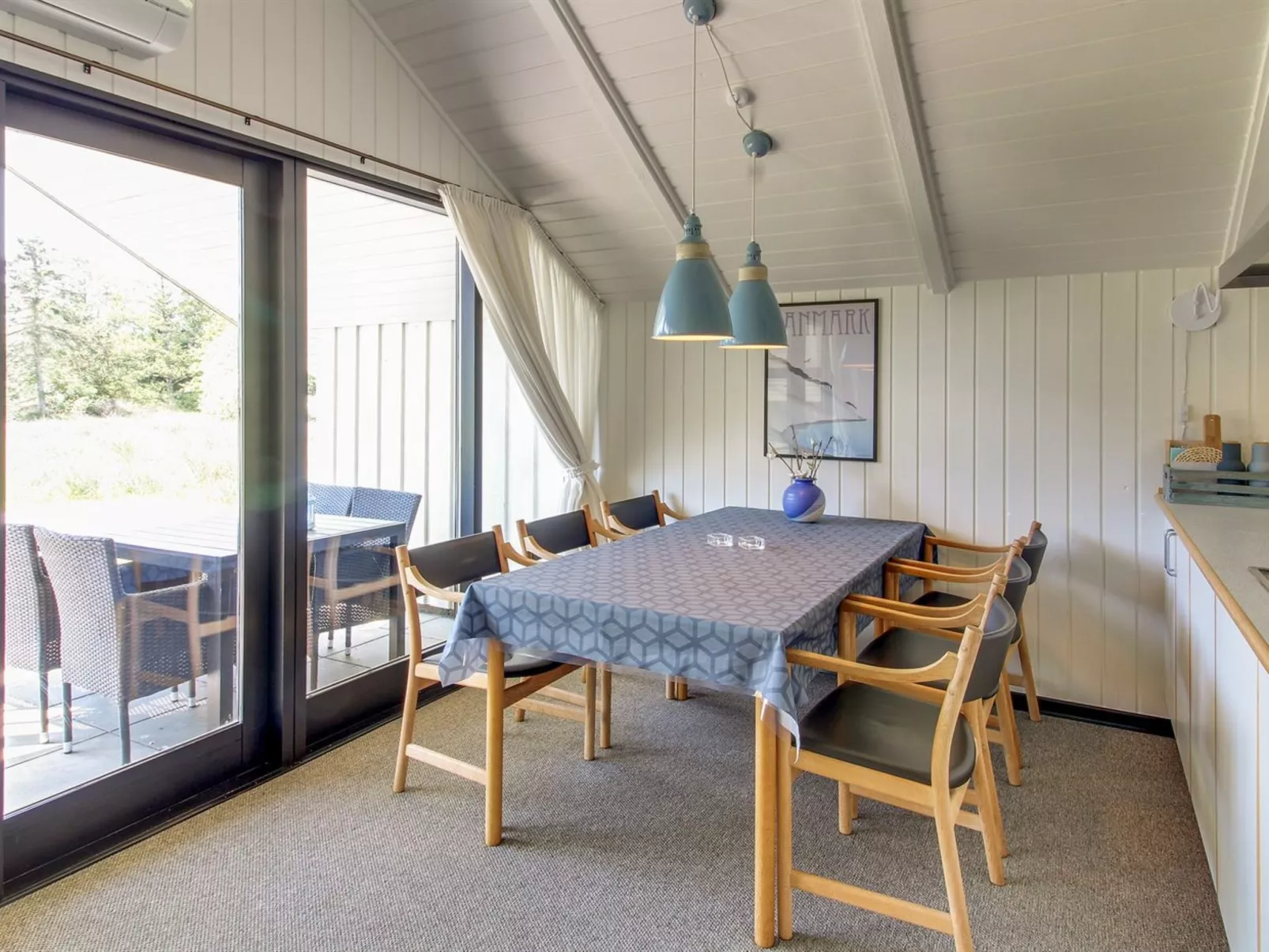 "Gorazd" - 1.2km from the sea - Binnen