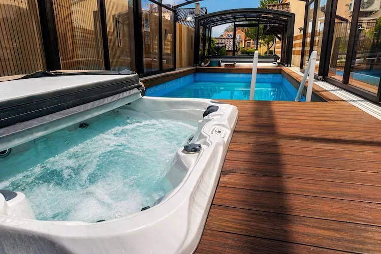 Komfortowy apartament dla 9 osób Międzywodzie II piętro - Spa