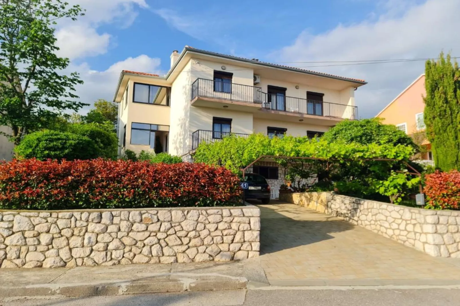 Apartments Marko - Three Bedroom Apartment with Sea View - Buitenlucht