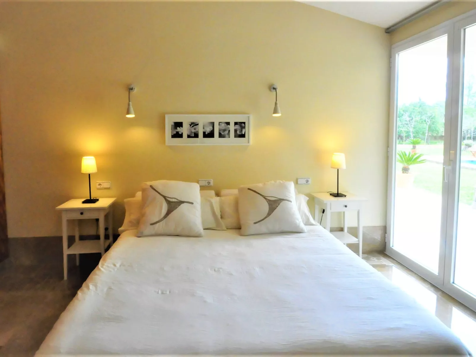 Villa con piscina y pista de tenis privada ideal para familias.  - WiFi Gratis - Binnen
