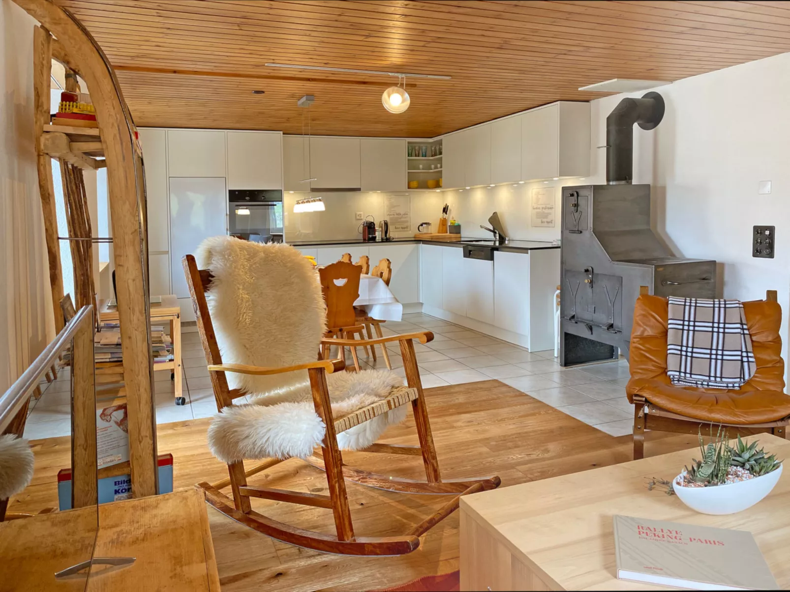 Casa Radieni, Flond, (Flond), 37000B - Binnen