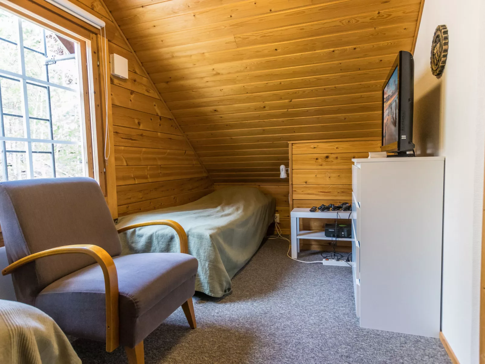 Aurinkoalppi 12a paritalon yläkerta - Binnen