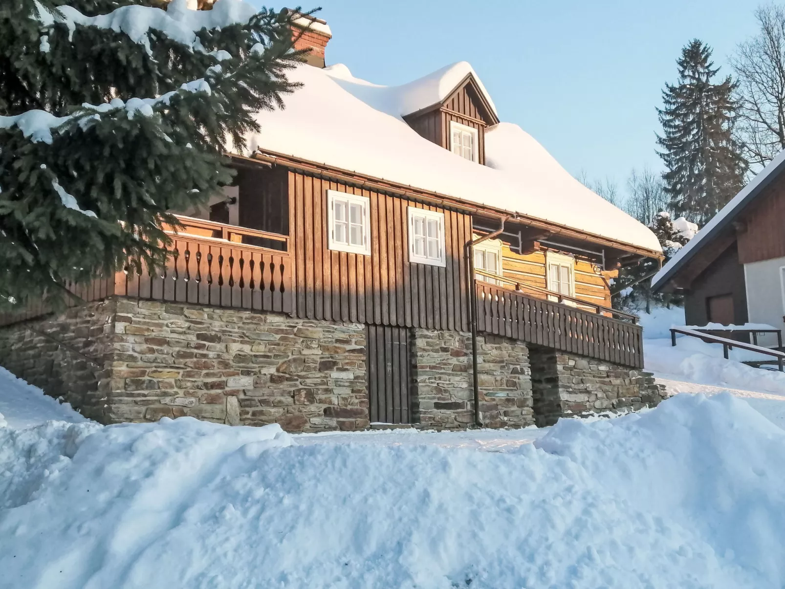 Rustic Lodge - Buiten