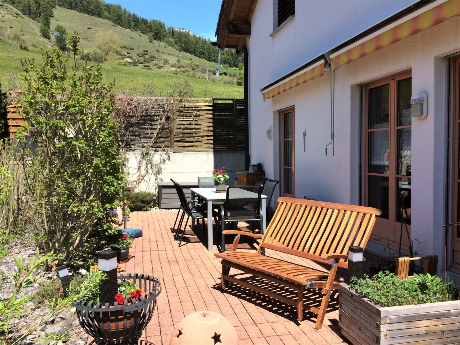 Ferienwohnungen Senda 495D, (Scuol). - Buiten