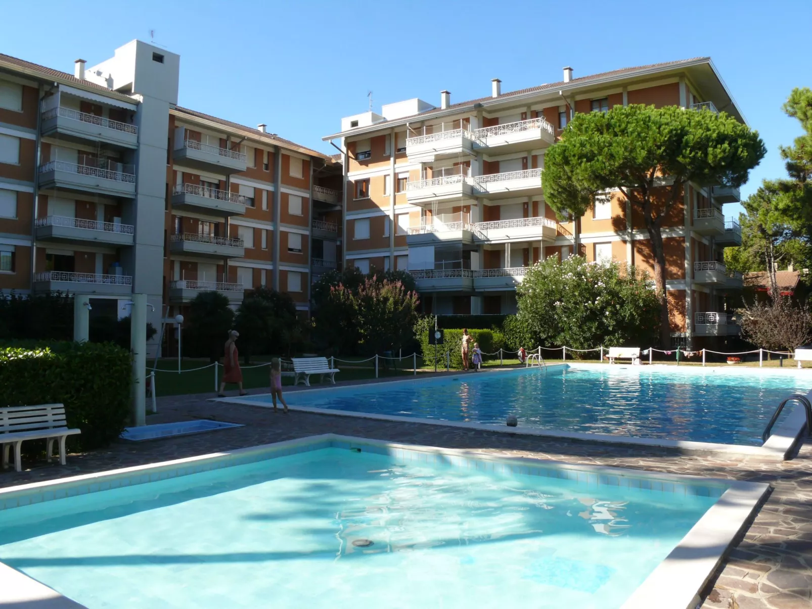 Residence Gardena - Ferienwohnung 11 mit Pool - Buiten