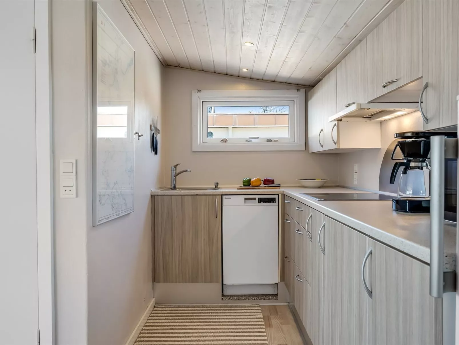 "Stilla" - 150m from the sea - Binnen