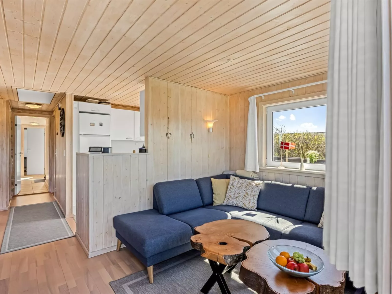 "Loryleimis" - 300m from the sea - Binnen