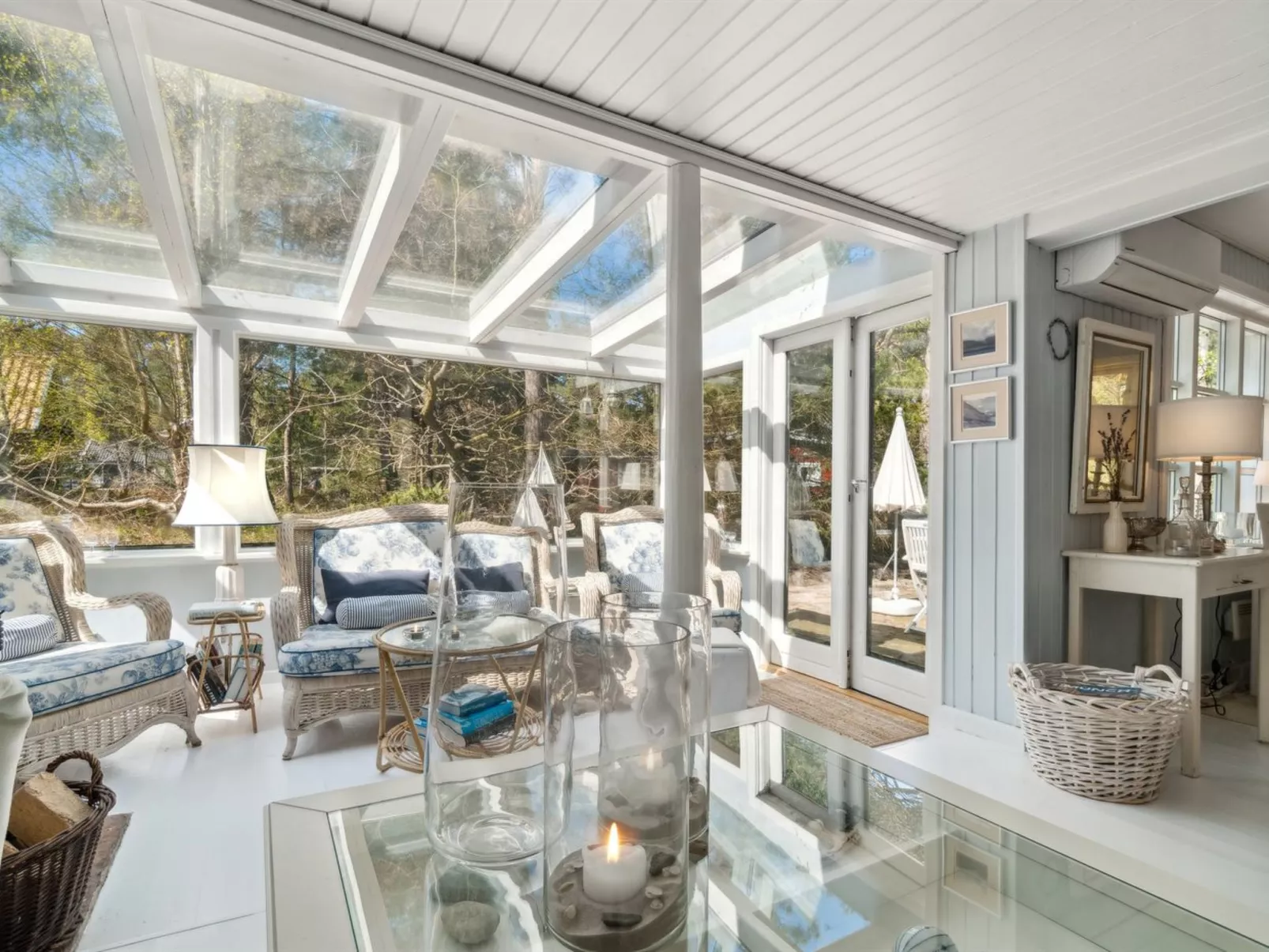 "Eine" - 150m from the sea - Binnen