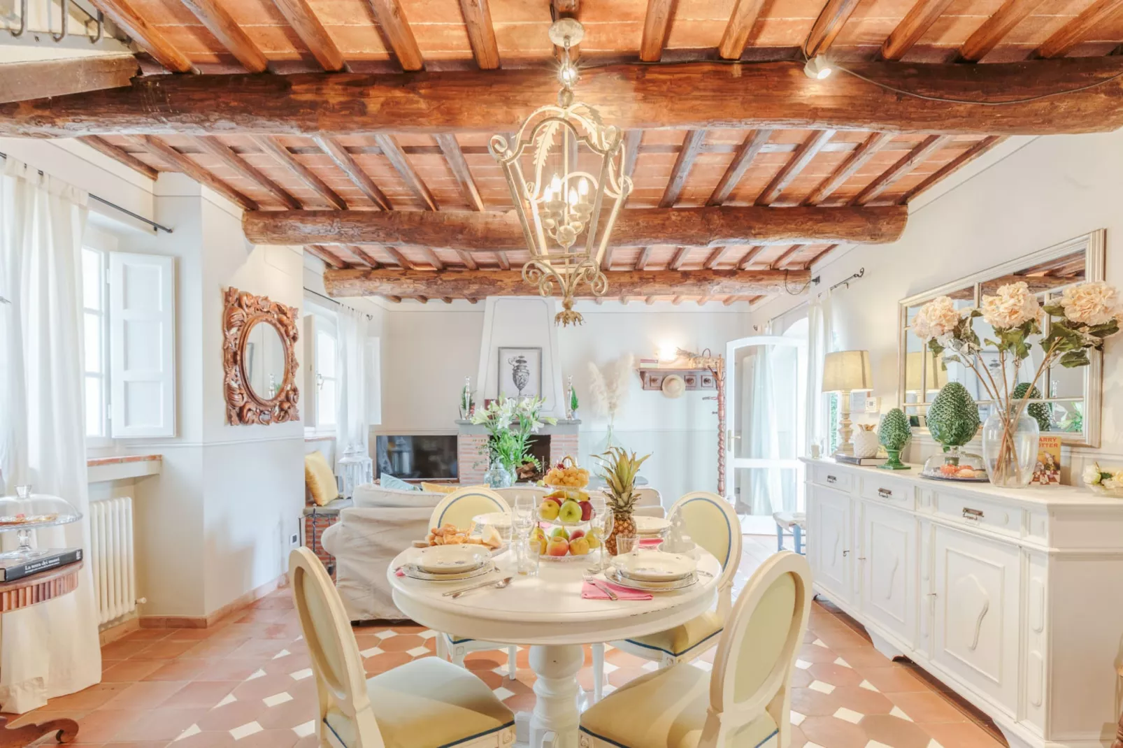 Rondini Farmhouse - Eetkamer