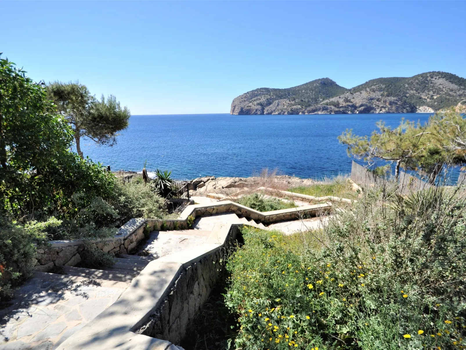 Villa CA TOTHOM con vistas al mar Camp de Mar para 8 personas (4 habitaciones) - Buiten