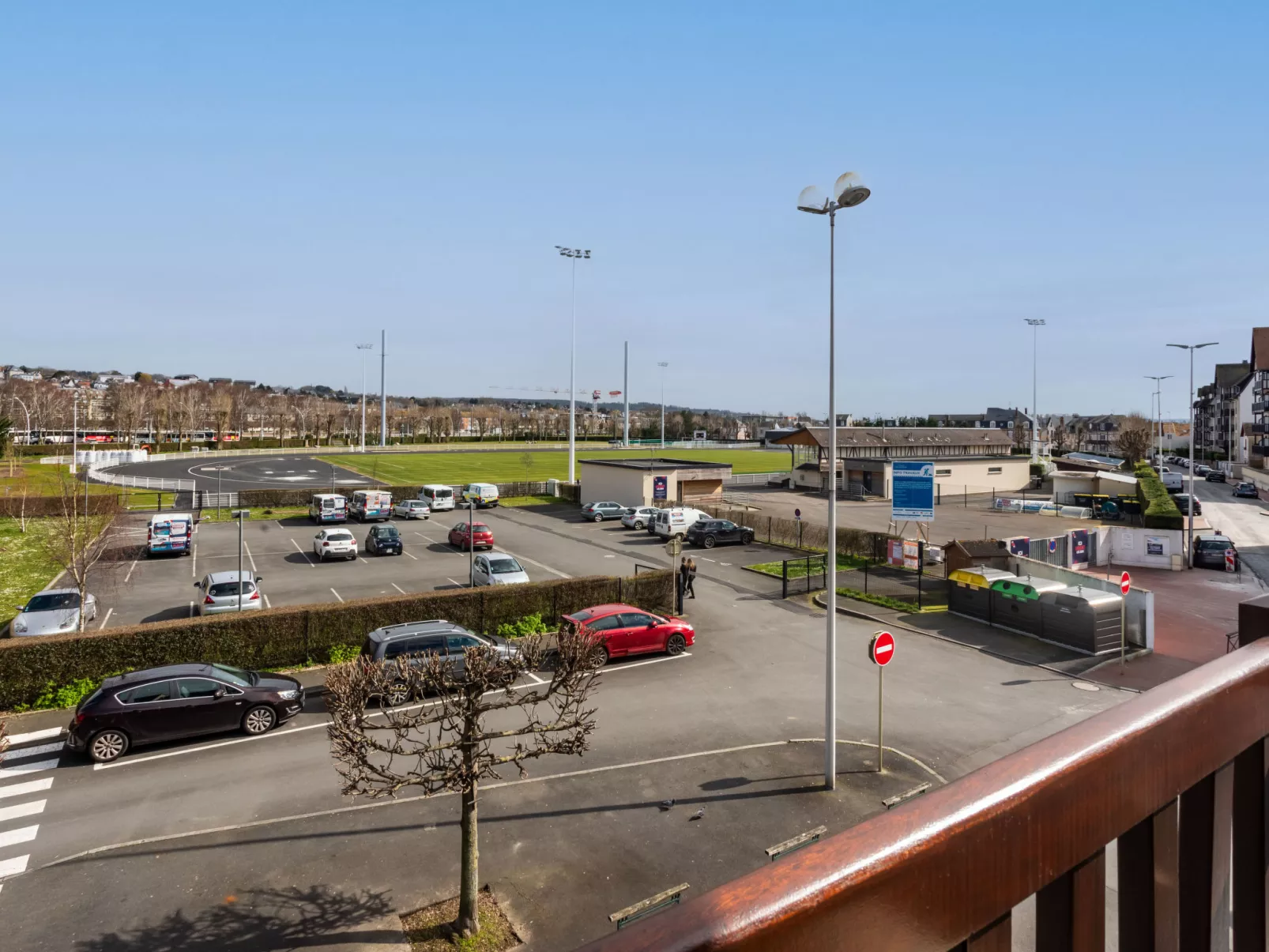 Le Carrousel des Sports - Buiten