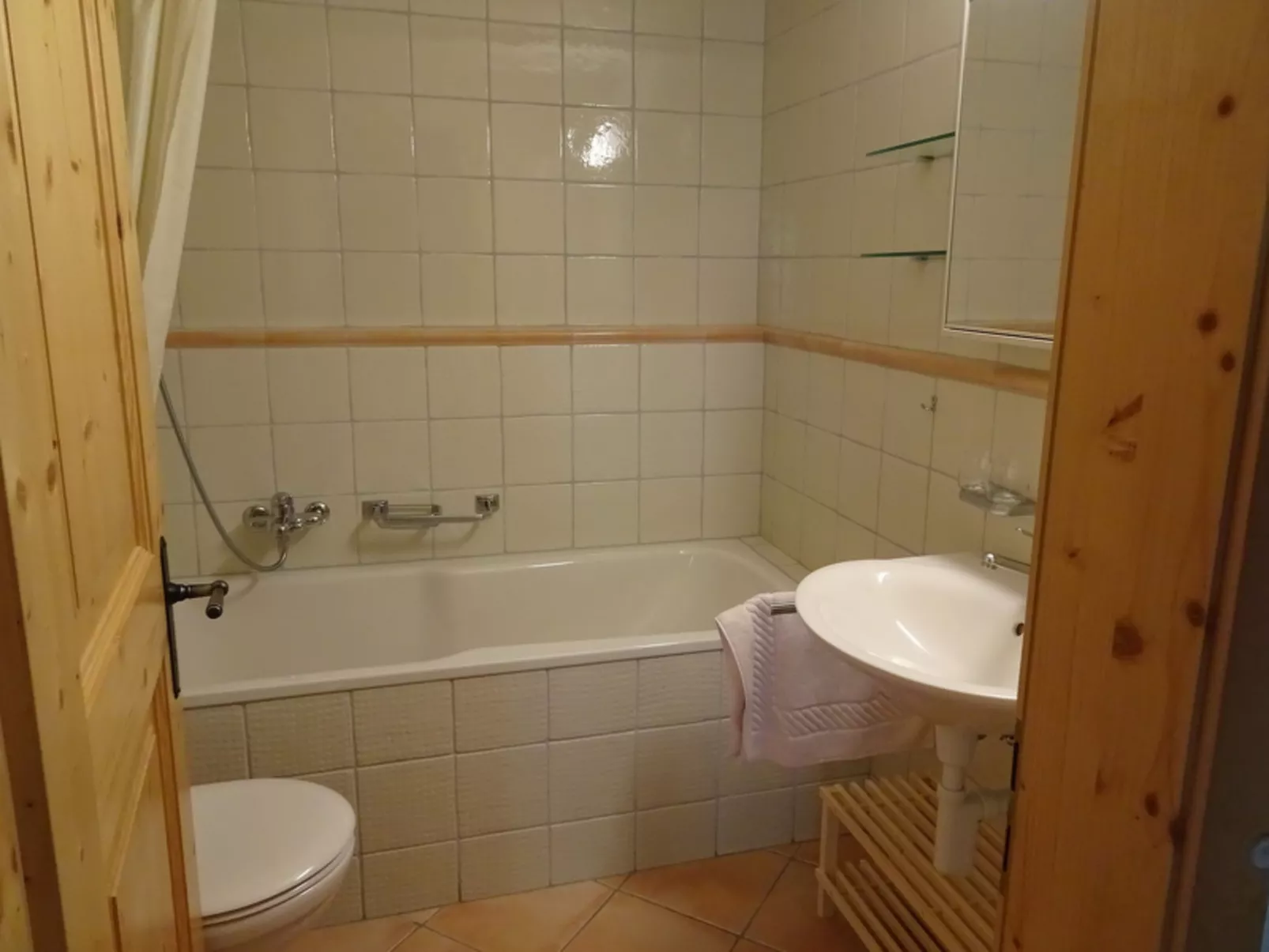 Gadahüs Elvers, Obersaxen-Misanenga, (Obersaxen). - Binnen