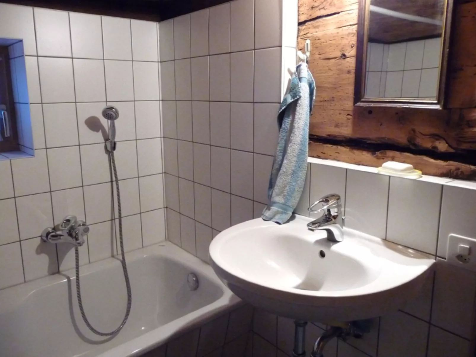 Ambach79, (Avers). - Binnen