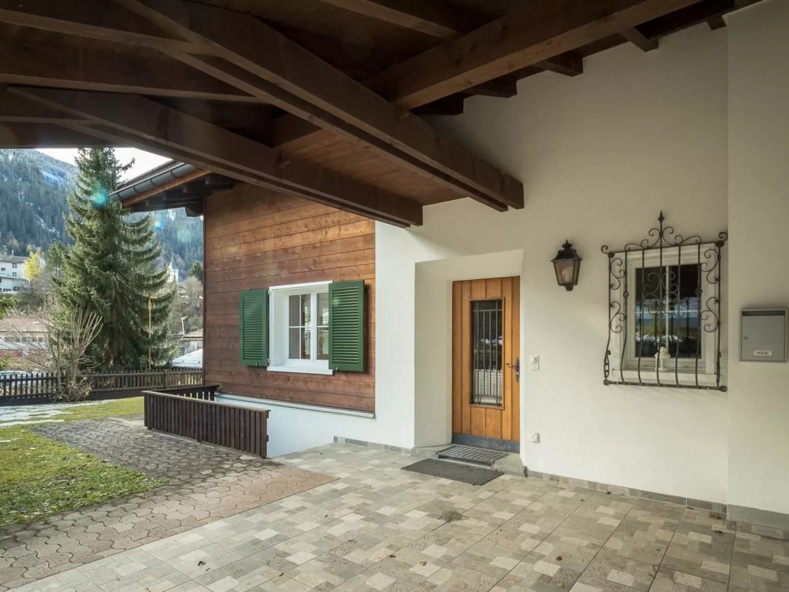 Chalet/Ferienhaus - Buiten