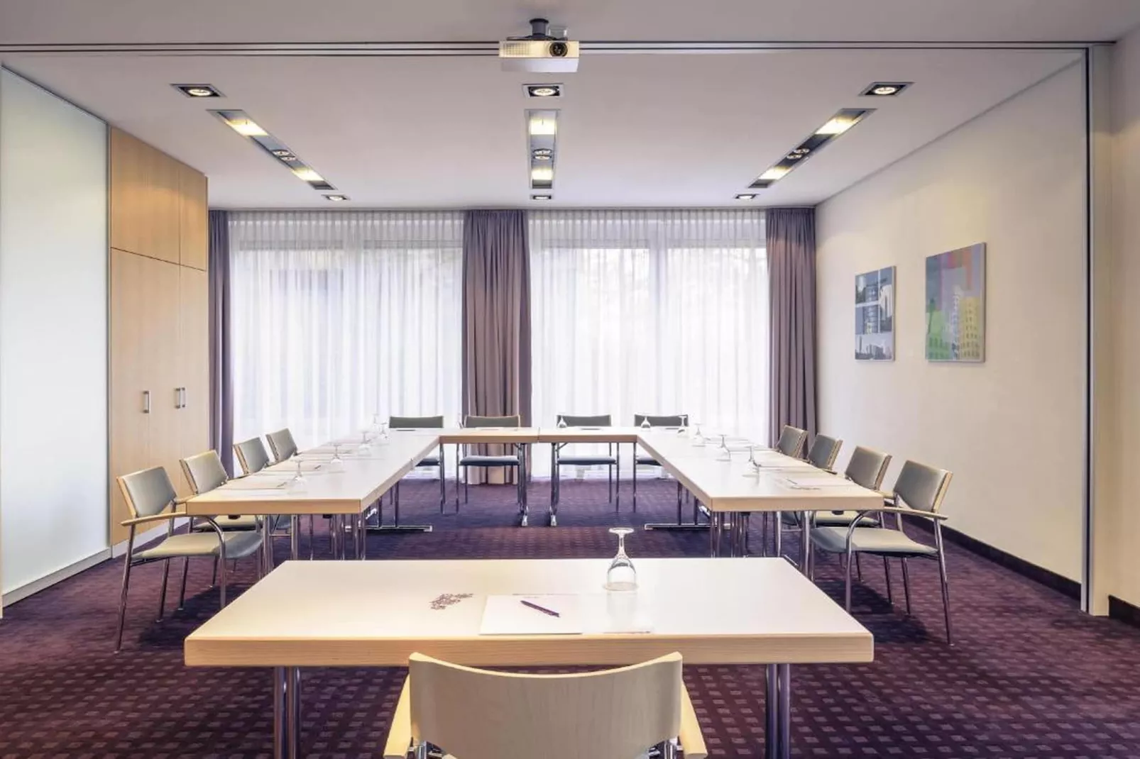 Hotel Düsseldorf - Standard Twin Room - Faciliteiten
