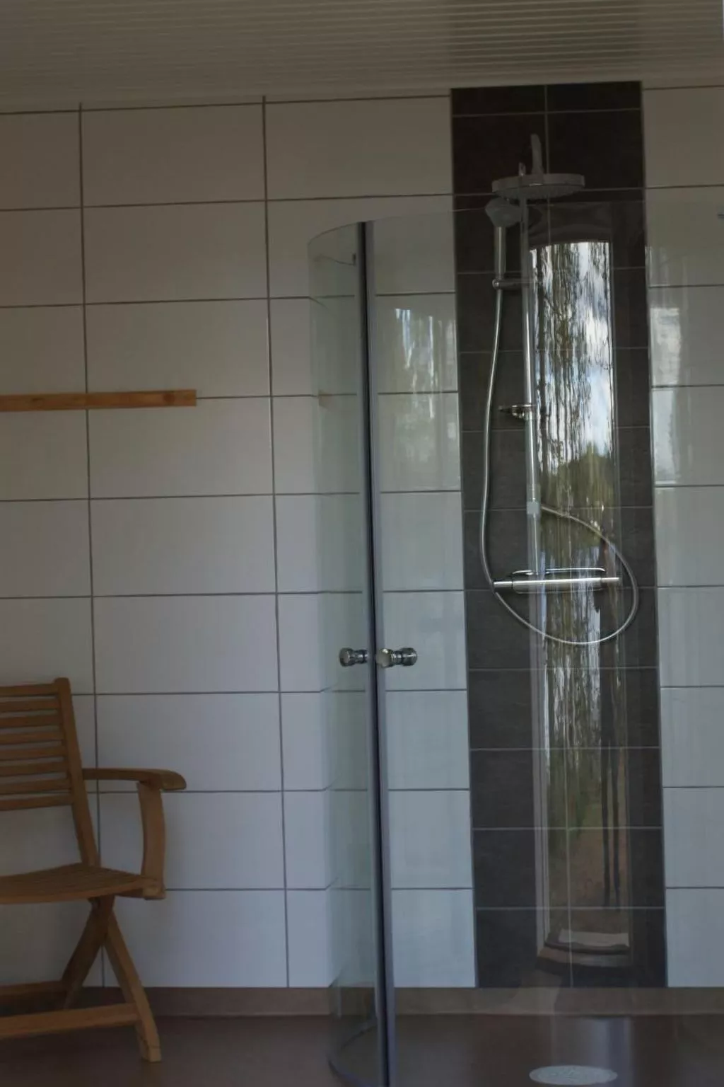 Gemütliches Holzhaus Udden mit eigenem Boot - Binnen