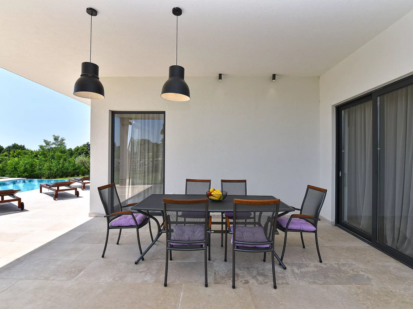 House 2117 - Buiten