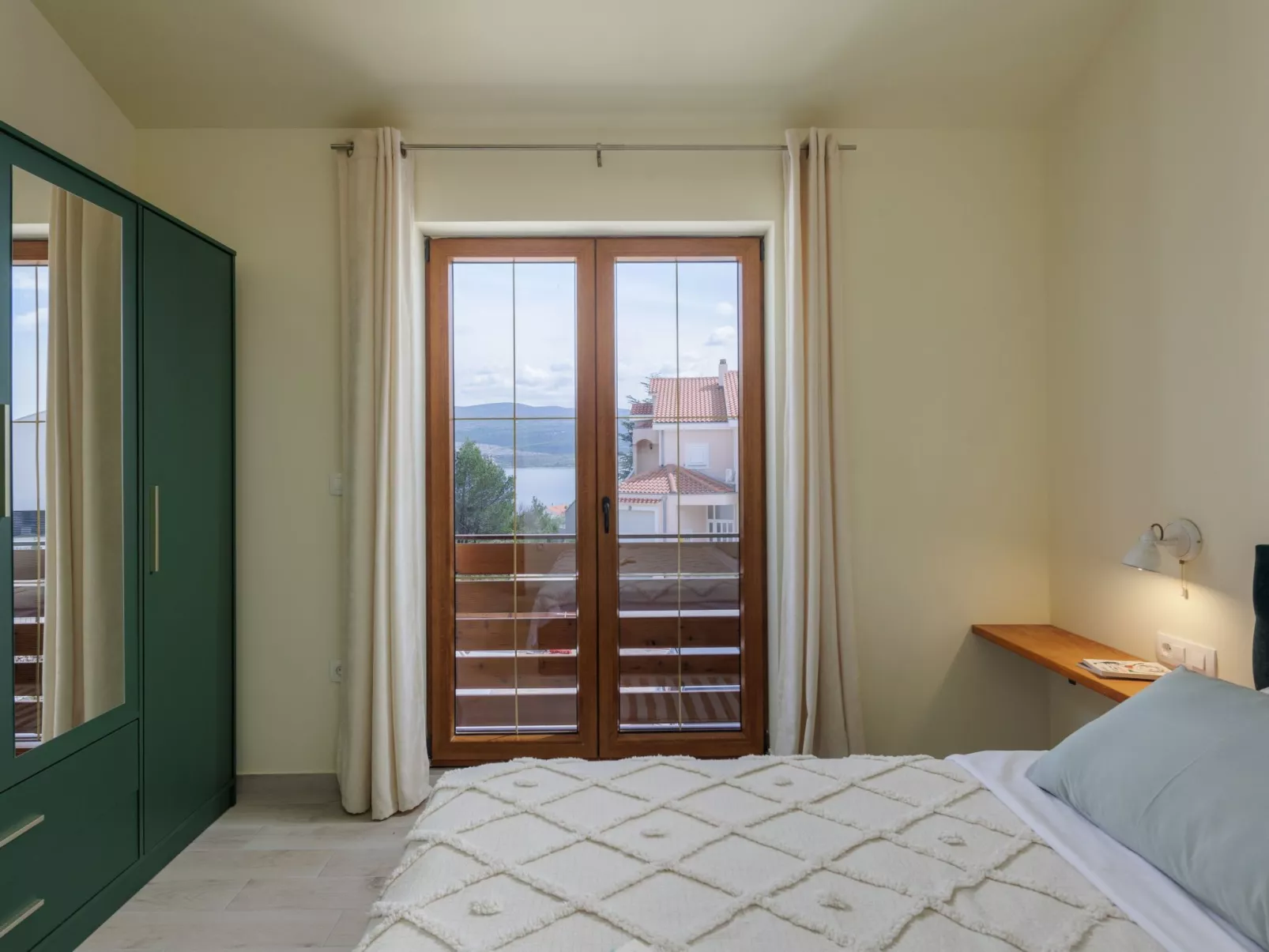 In Pridraga mit Privatem Pool - Binnen