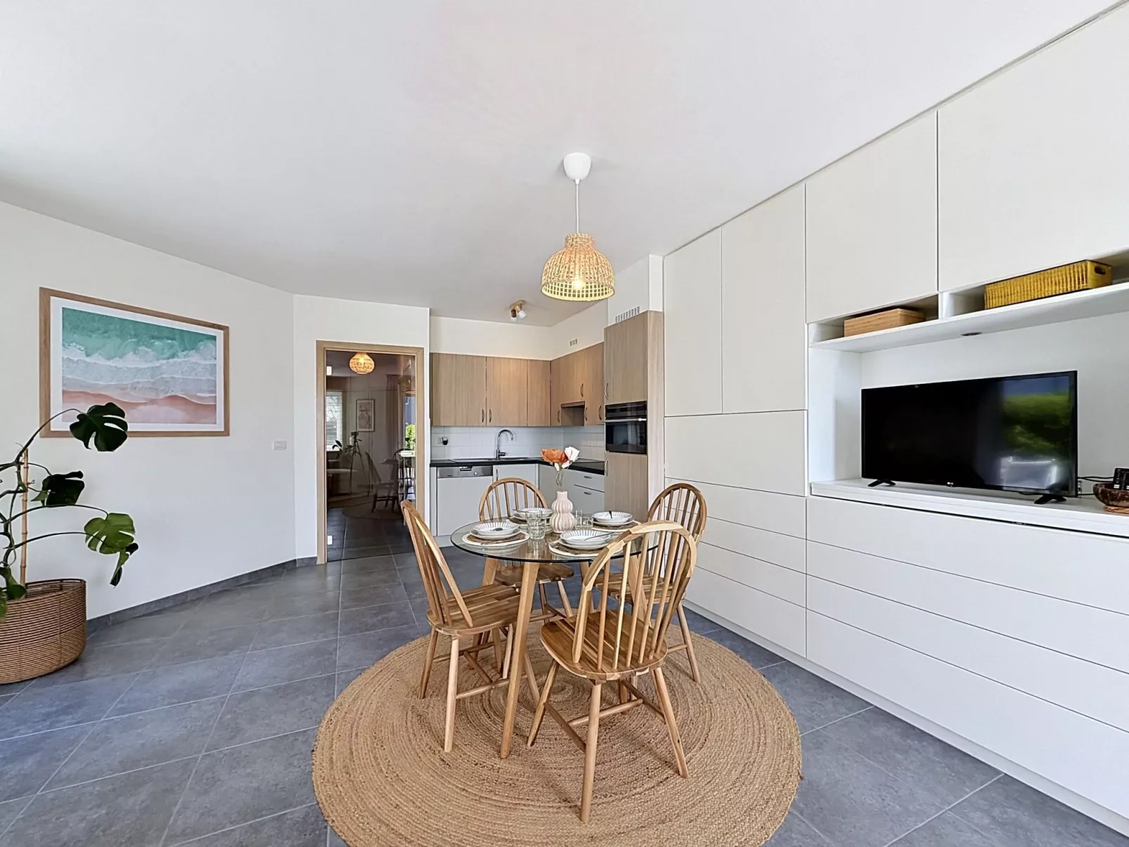Petite Oasis with garden - Binnen