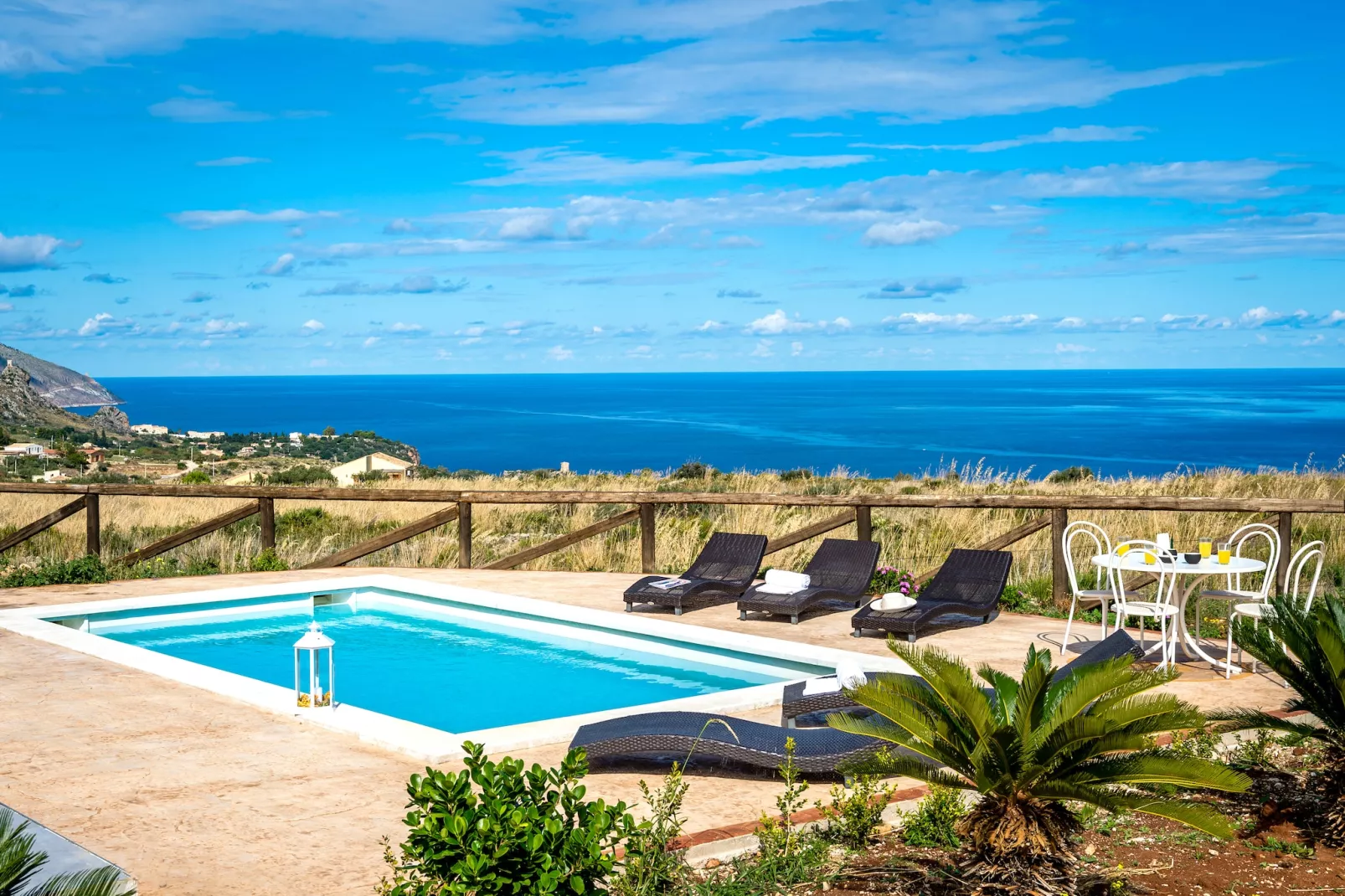Villa Rocchi Livreri - Tuinen zomer