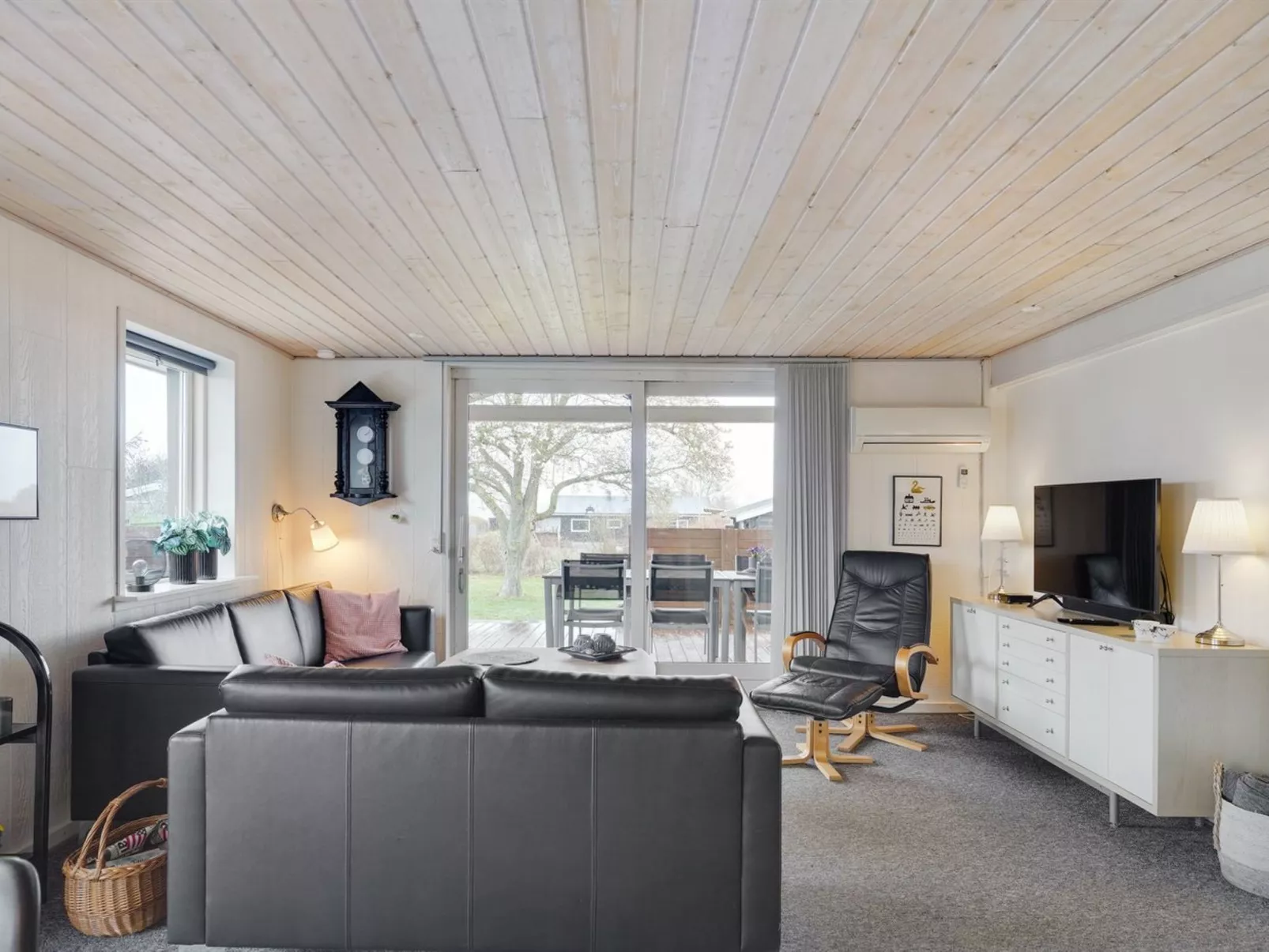 "Gisl" - 400m from the sea - Binnen