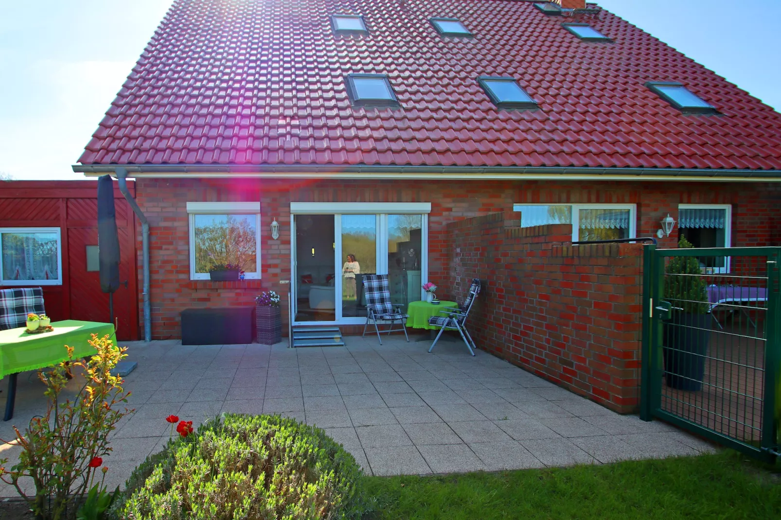 Schönes Ferienhaus in Alt Bukow Gaida - Terrasbalkon