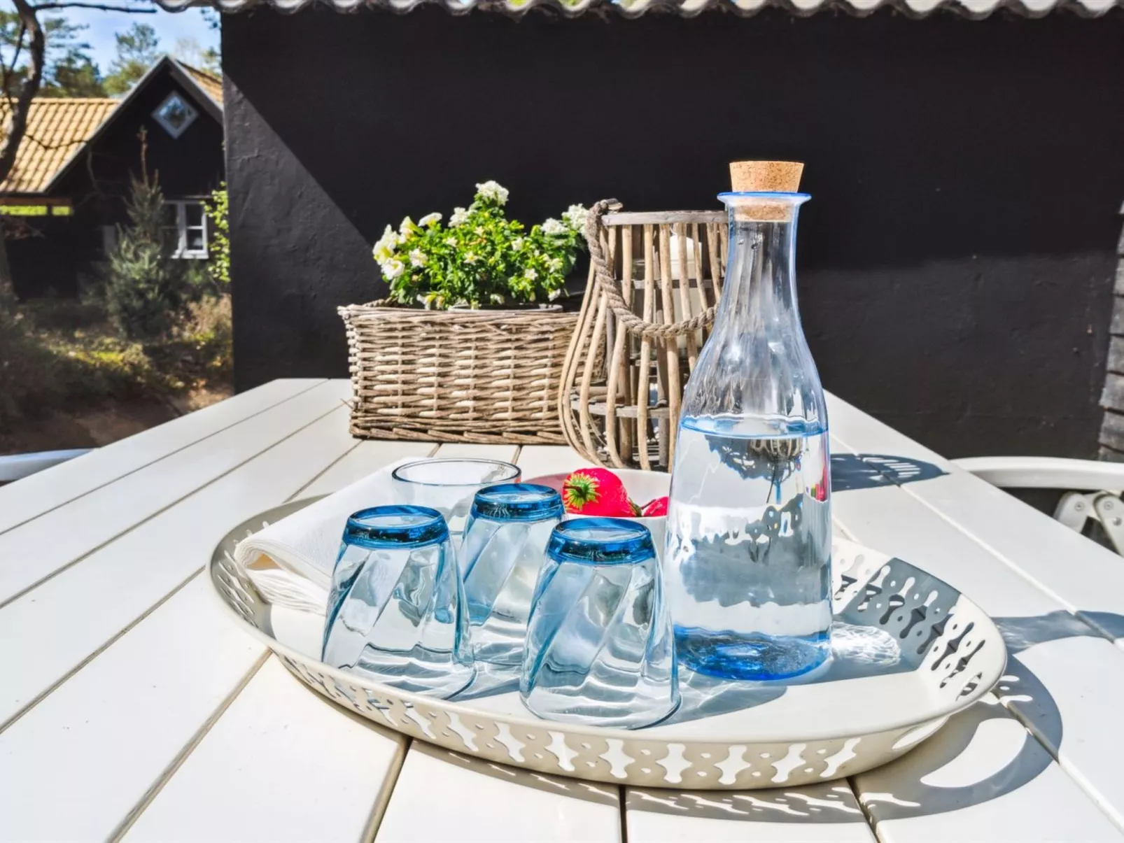 "Eine" - 150m from the sea - Buiten