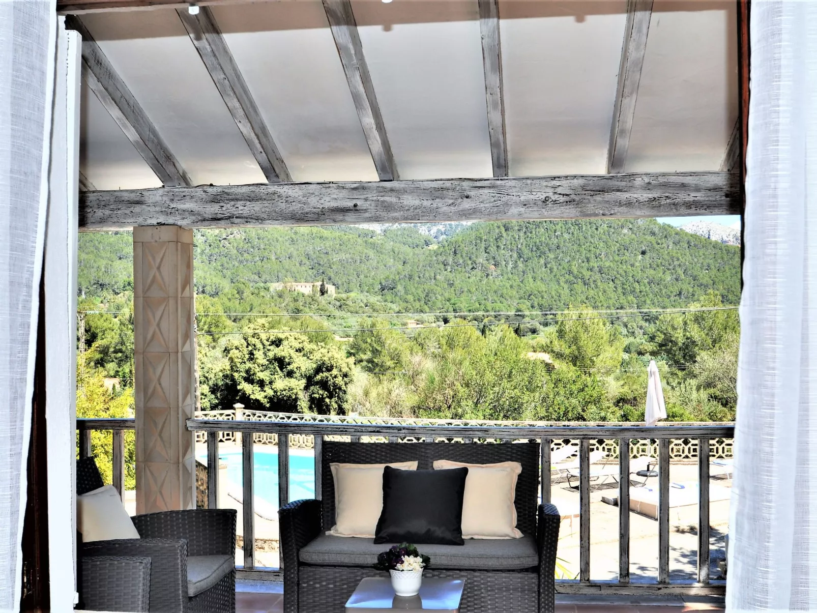 Villa con piscina privada, wifi, aire acondicionado y vistas a montaña ideal pa - Buiten