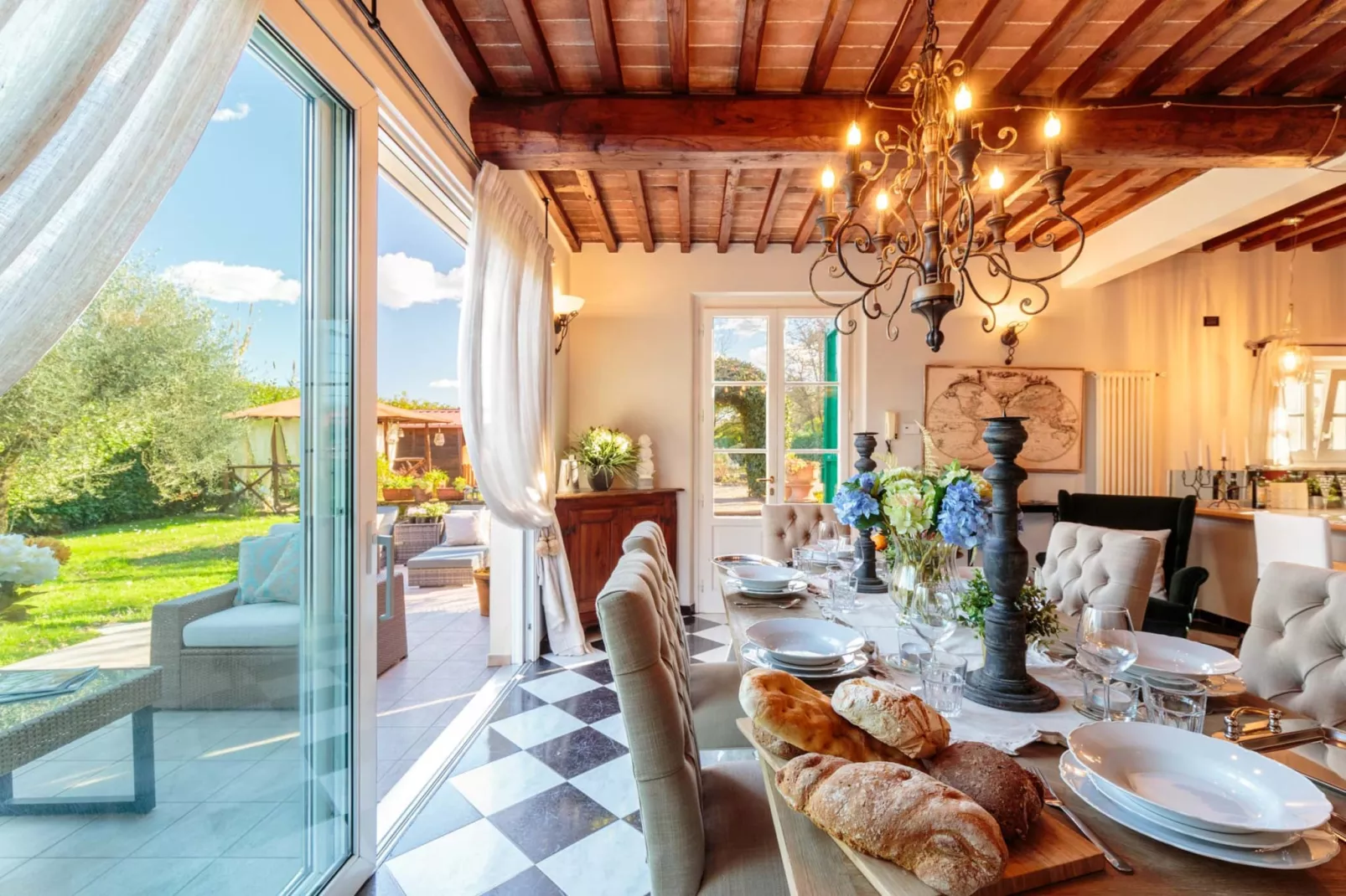 Villa Catia - Eetkamer
