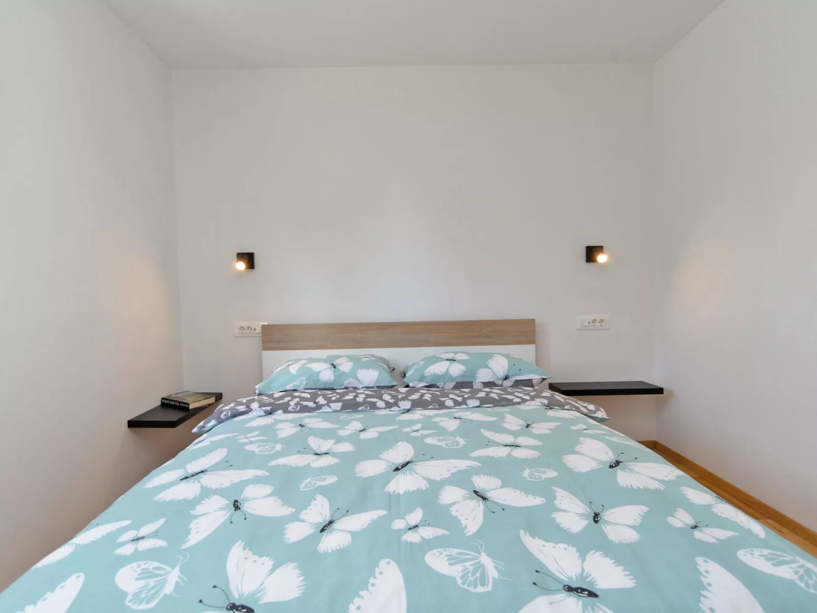 House 2157 - Binnen